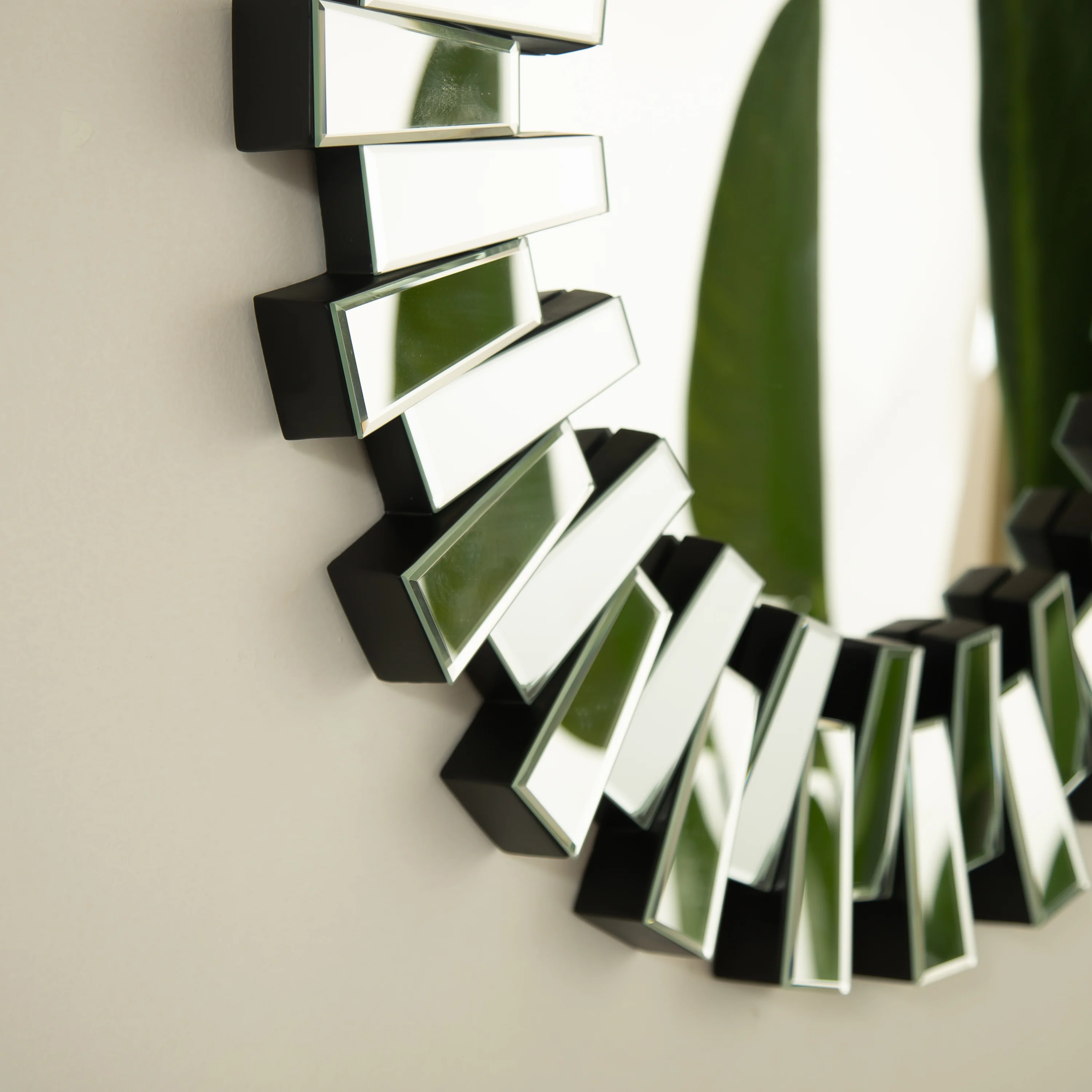 32'' Kaltis Mirrored Frame Mirror - Image 5