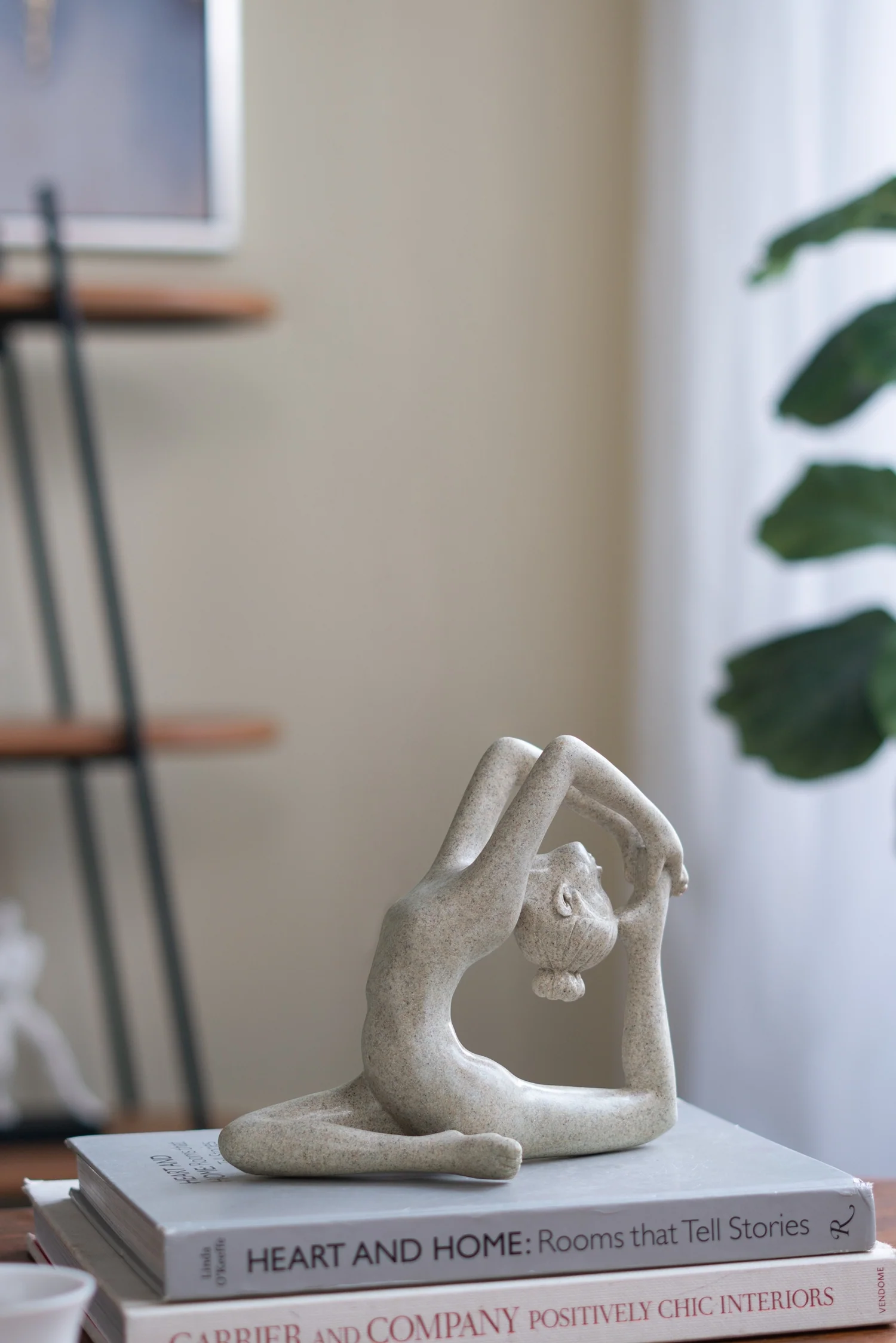 Beige Yoga Statue in King Pigeon Pose - Image 2