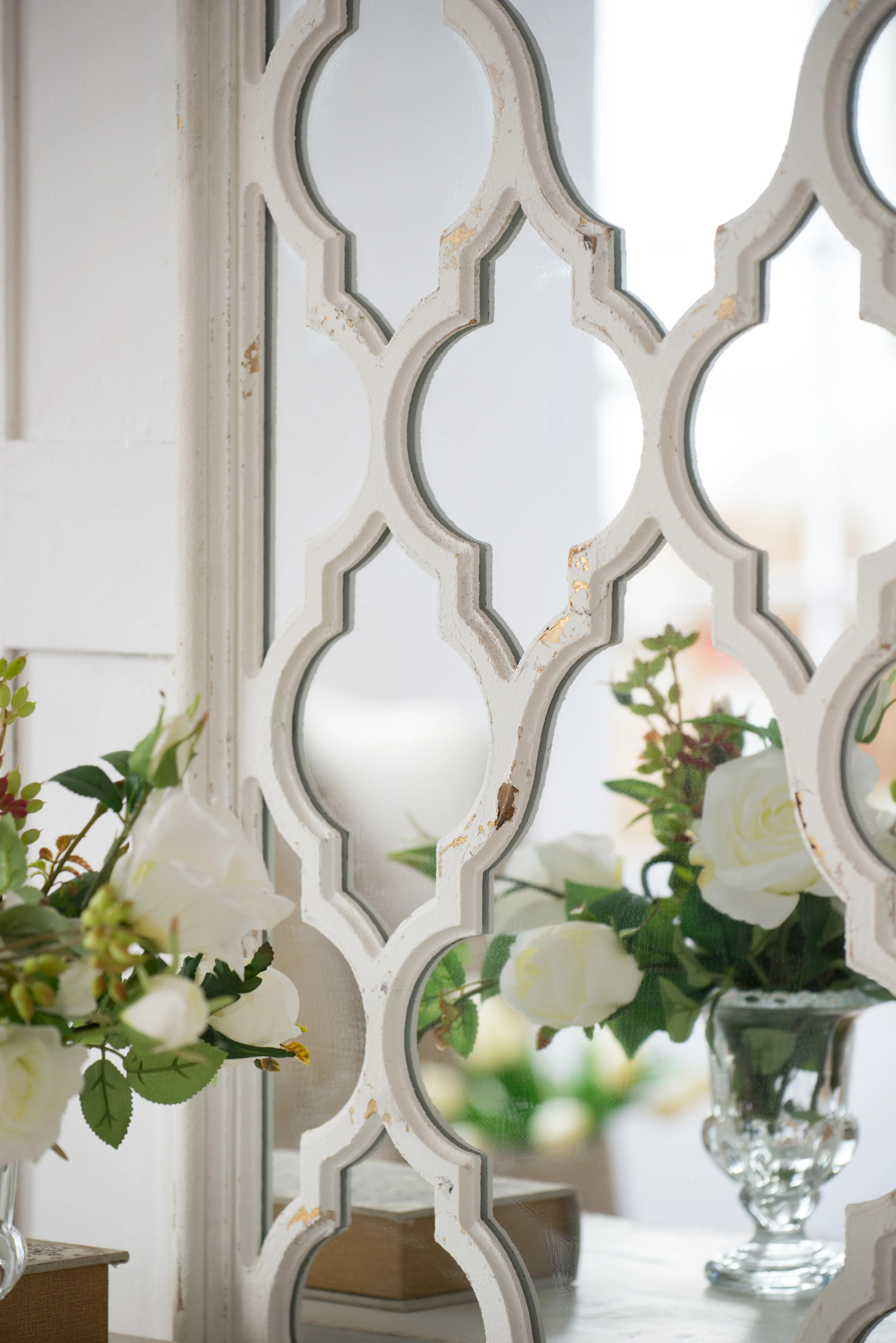 24" x 60" Full Body Floor Mirror with Classic Pattern - Image 10
