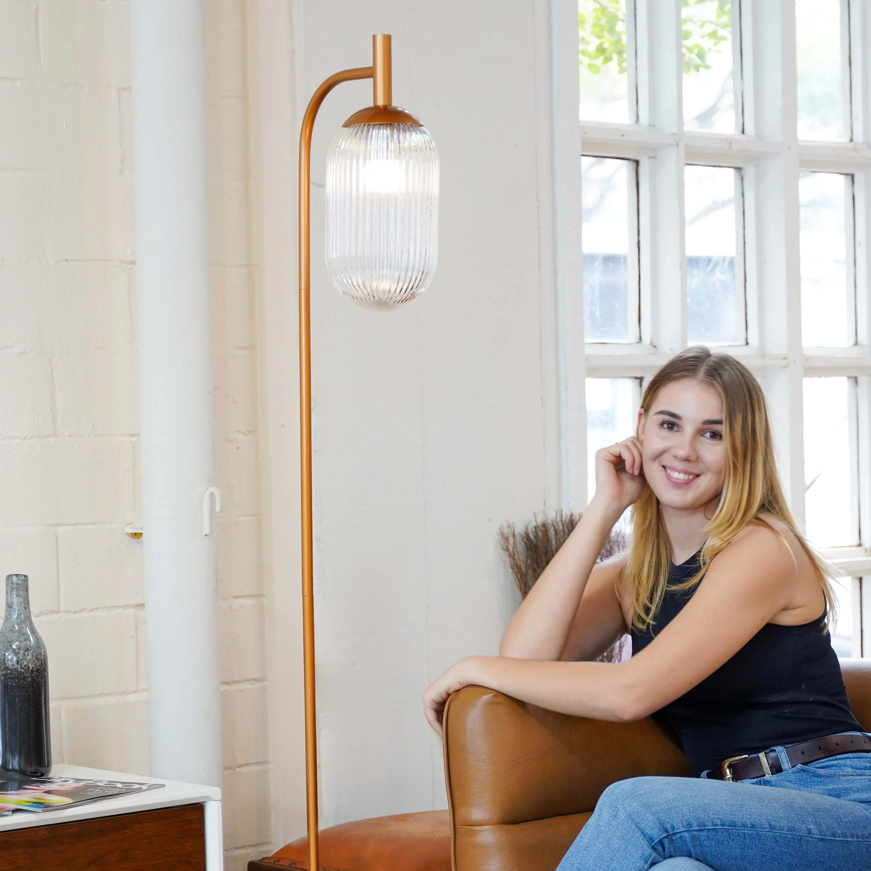 Vela Floor Lamp - Image 5
