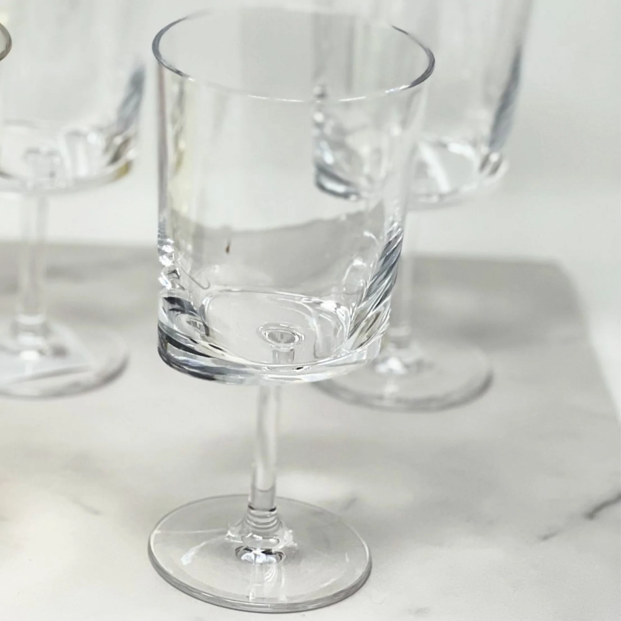 LeadingWare Oval Halo Plastic Wine Glasses Set of 4, Unbreakable BPA-Free Acrylic, Clear, 12oz - Image 5