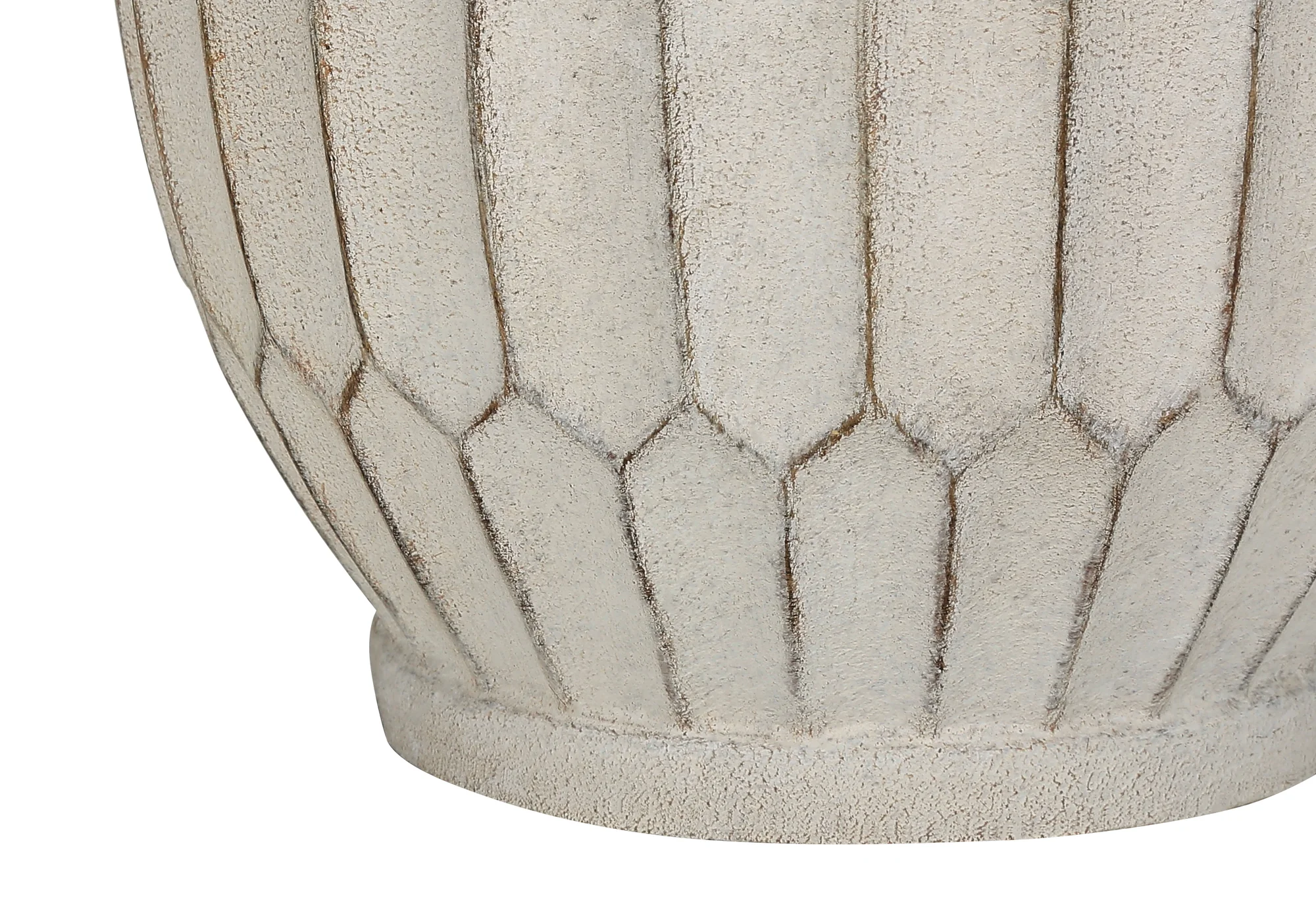 Pinecroft Resin Table Lamp - Image 5