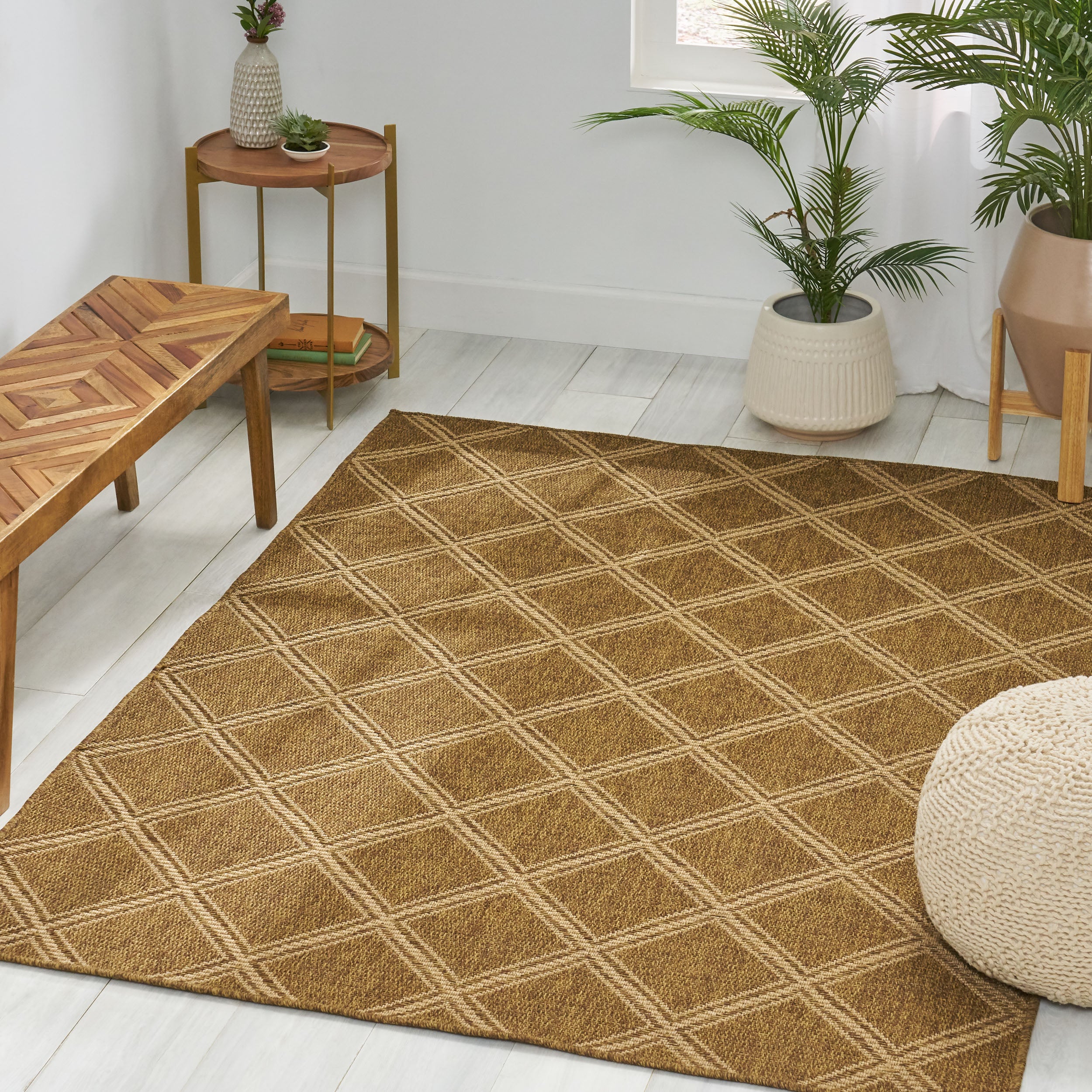 84" x 63" Outdoor Polypropylene Area Rug with Rectangle Shape - Image 9