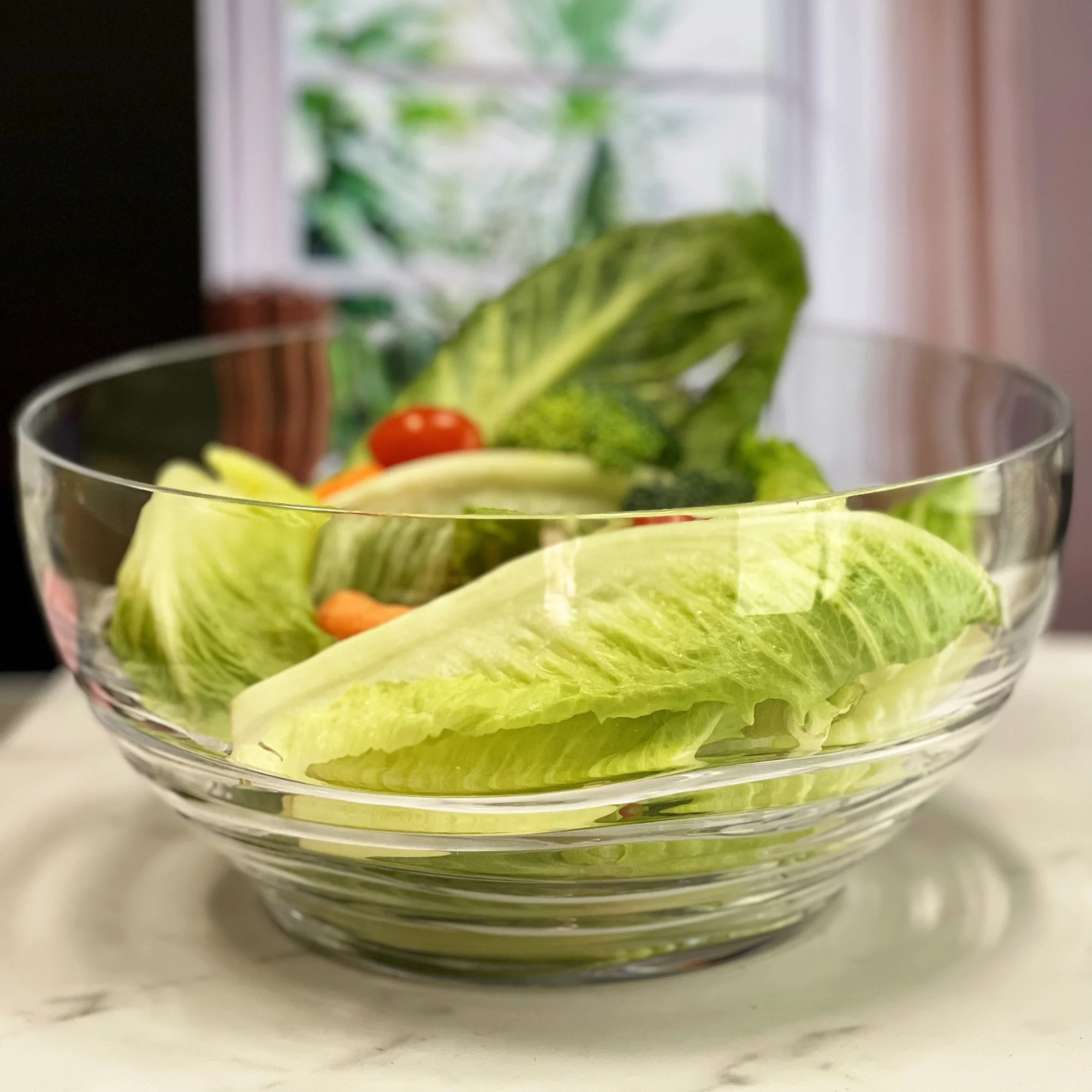 Swirl Acrylic Serving Bowl, Unbreakable Large Plastic Soup and Salad Bowl, BPA Free, Clear - Image 5
