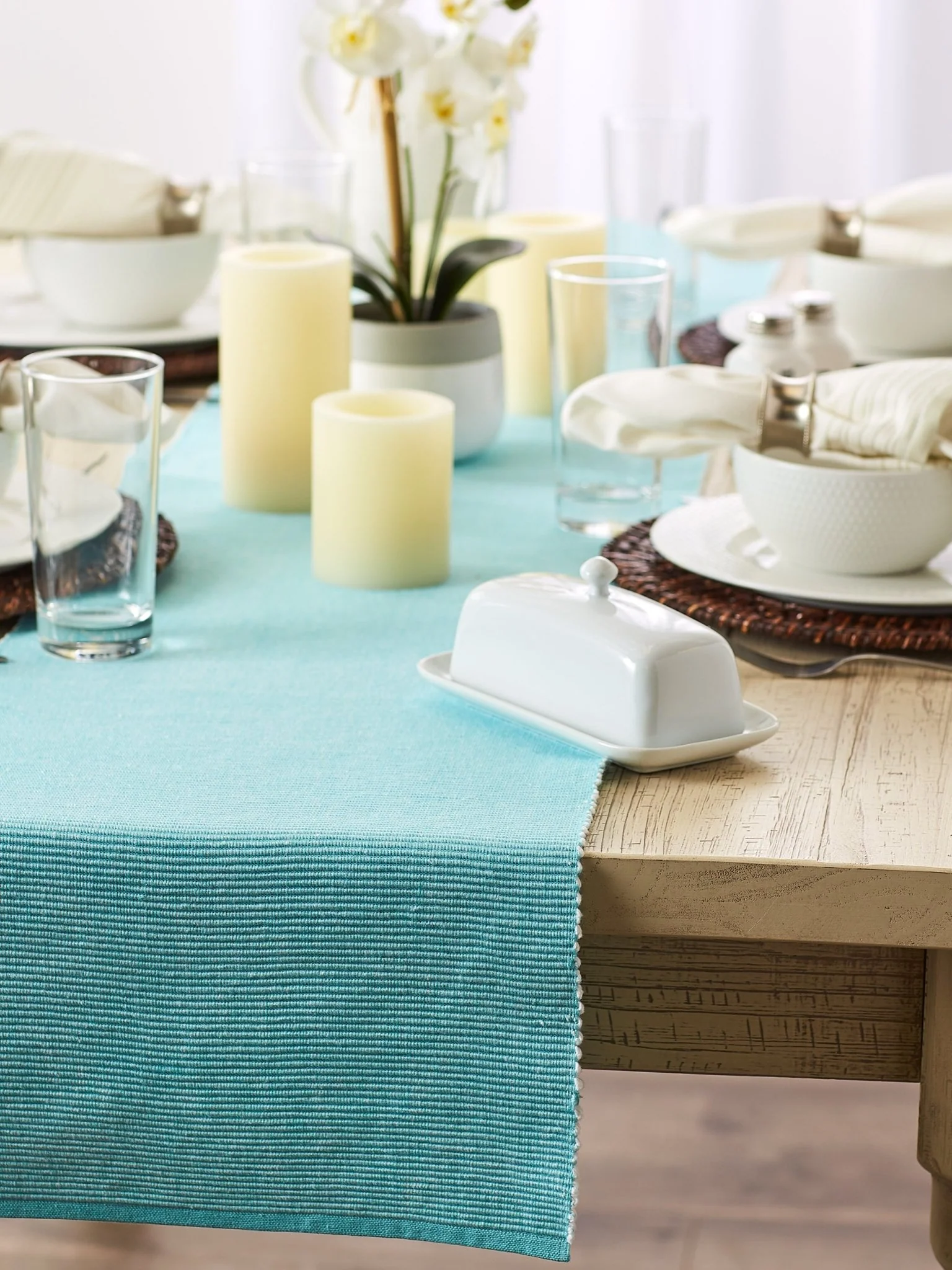 Aqua/White 2-Tone Ribbed Table Runner 13X72 - Image 8