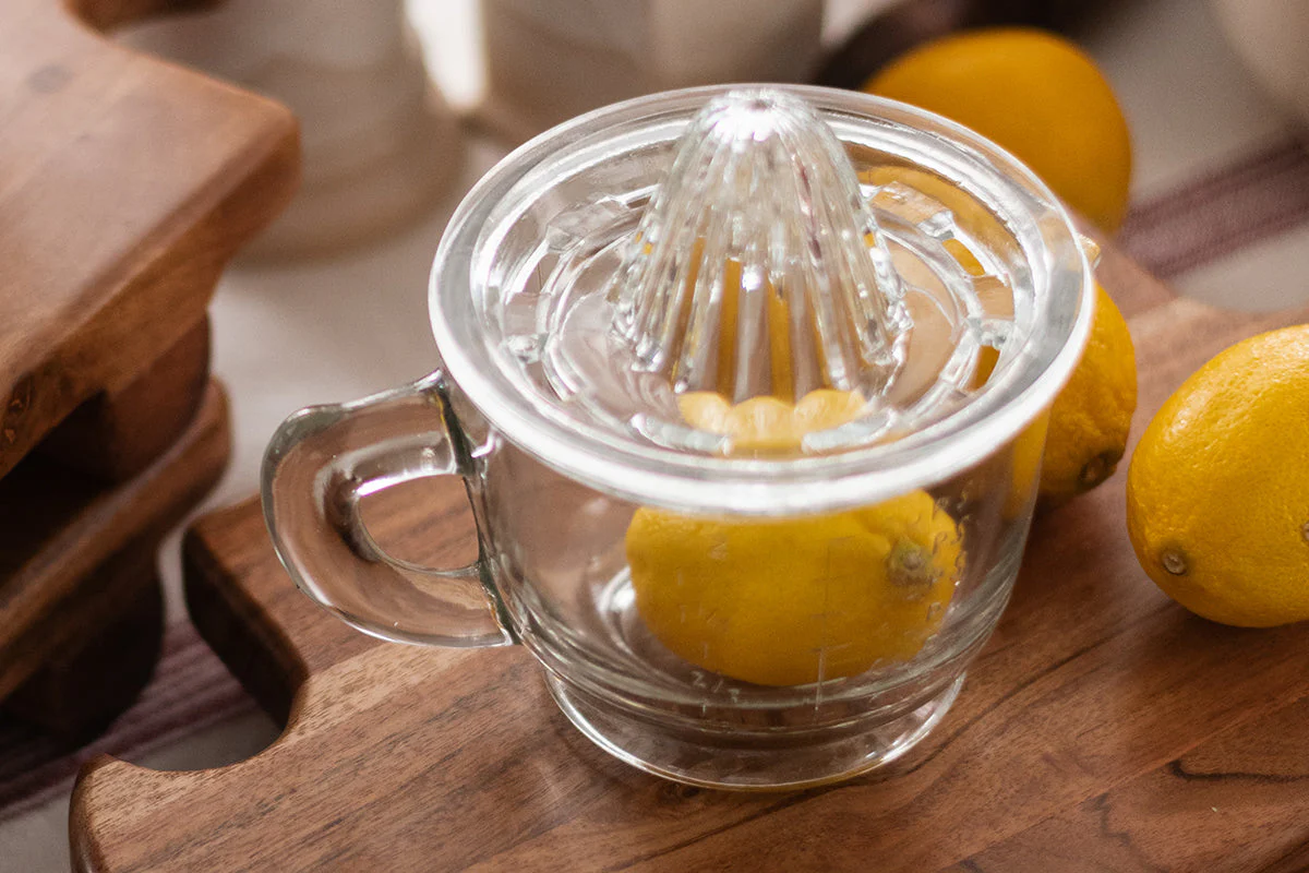 Bistro Glass Citrus Hand Press Juicer - Image 5