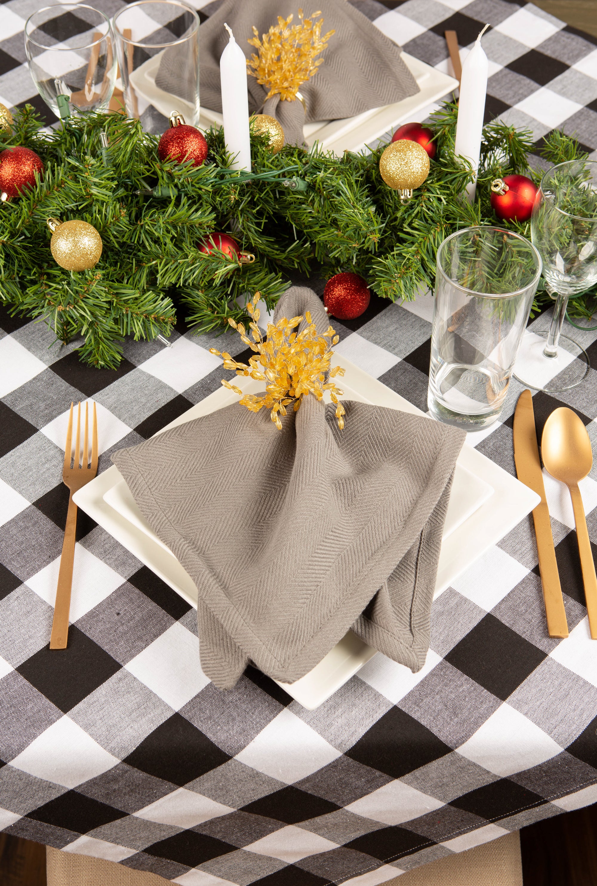 Black Buffalo Check Tablecloth - Image 25