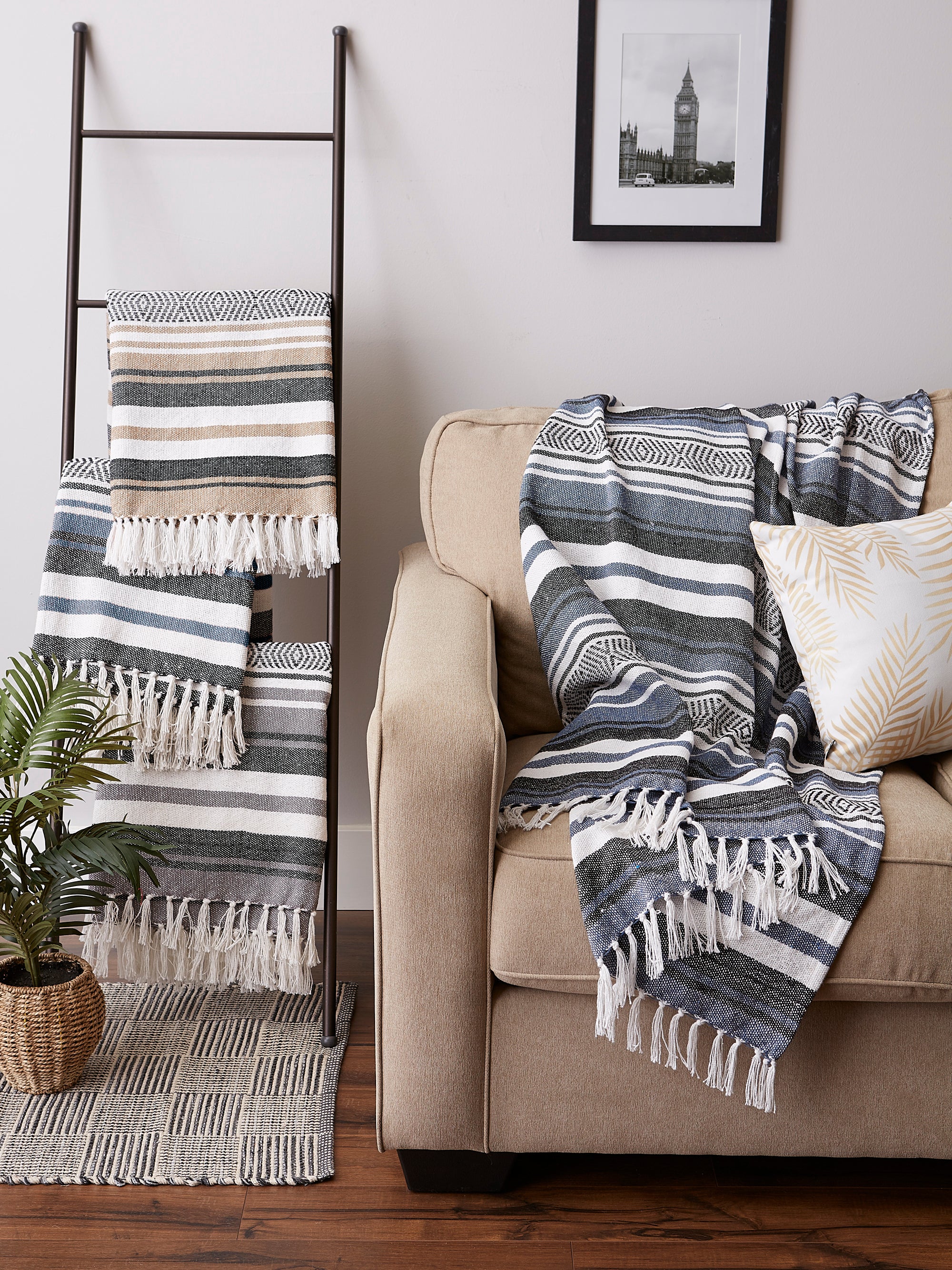 Black Farmhouse Stripe Throw - Image 2