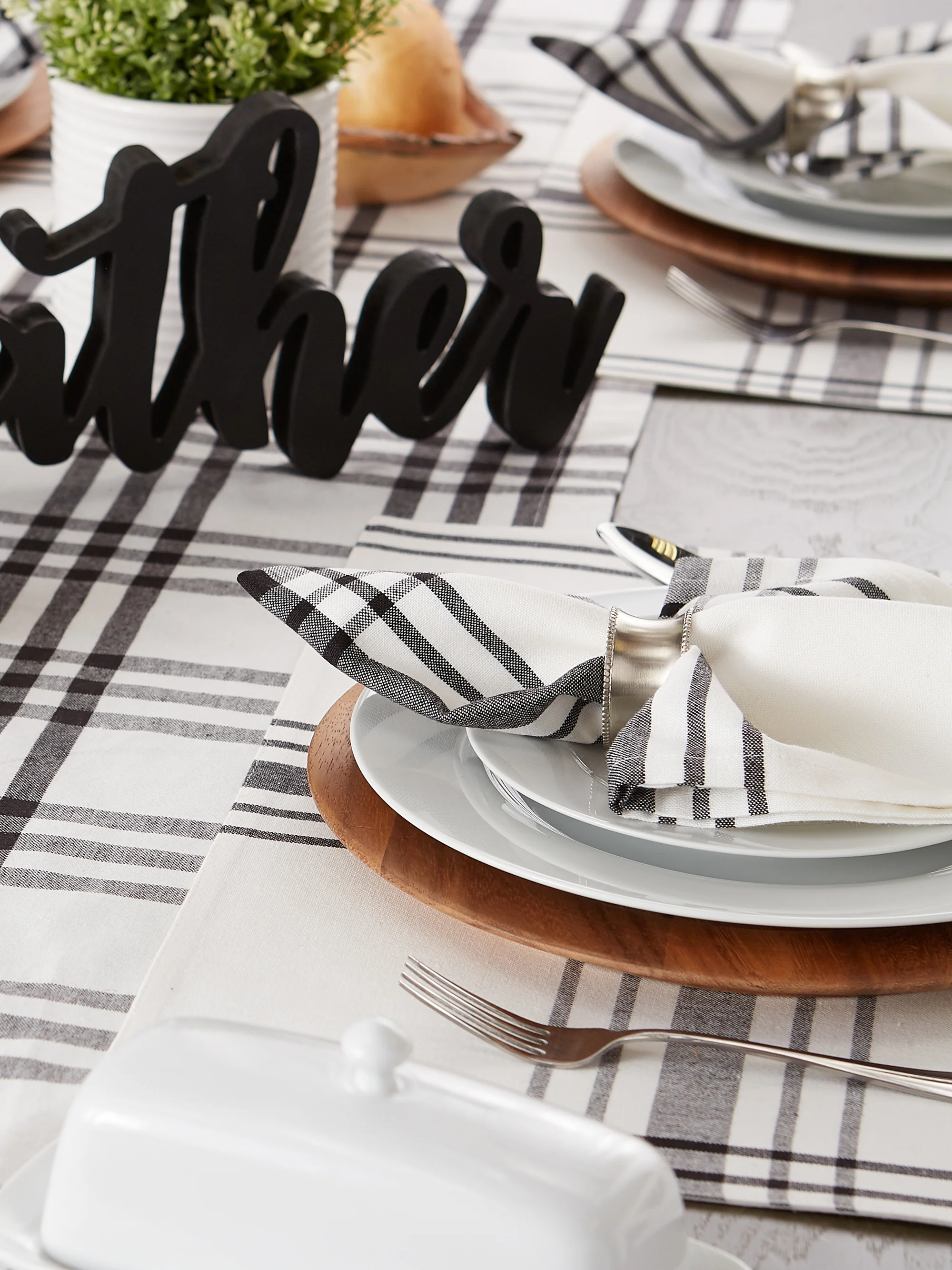 Black Home Sweet Farmhouse Napkin, Set of 6 - Image 3