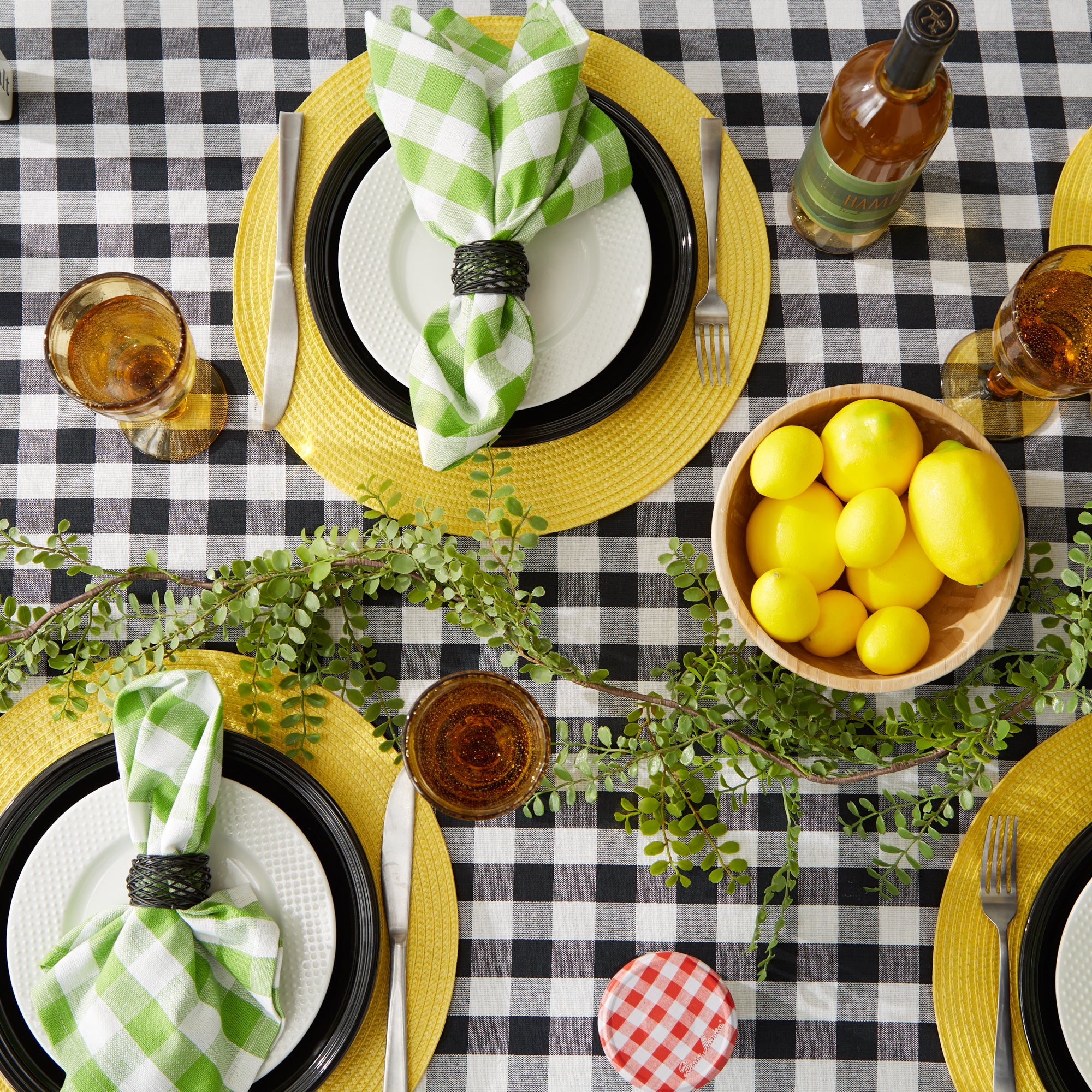 Black/White Checkers Tablecloth - Image 6