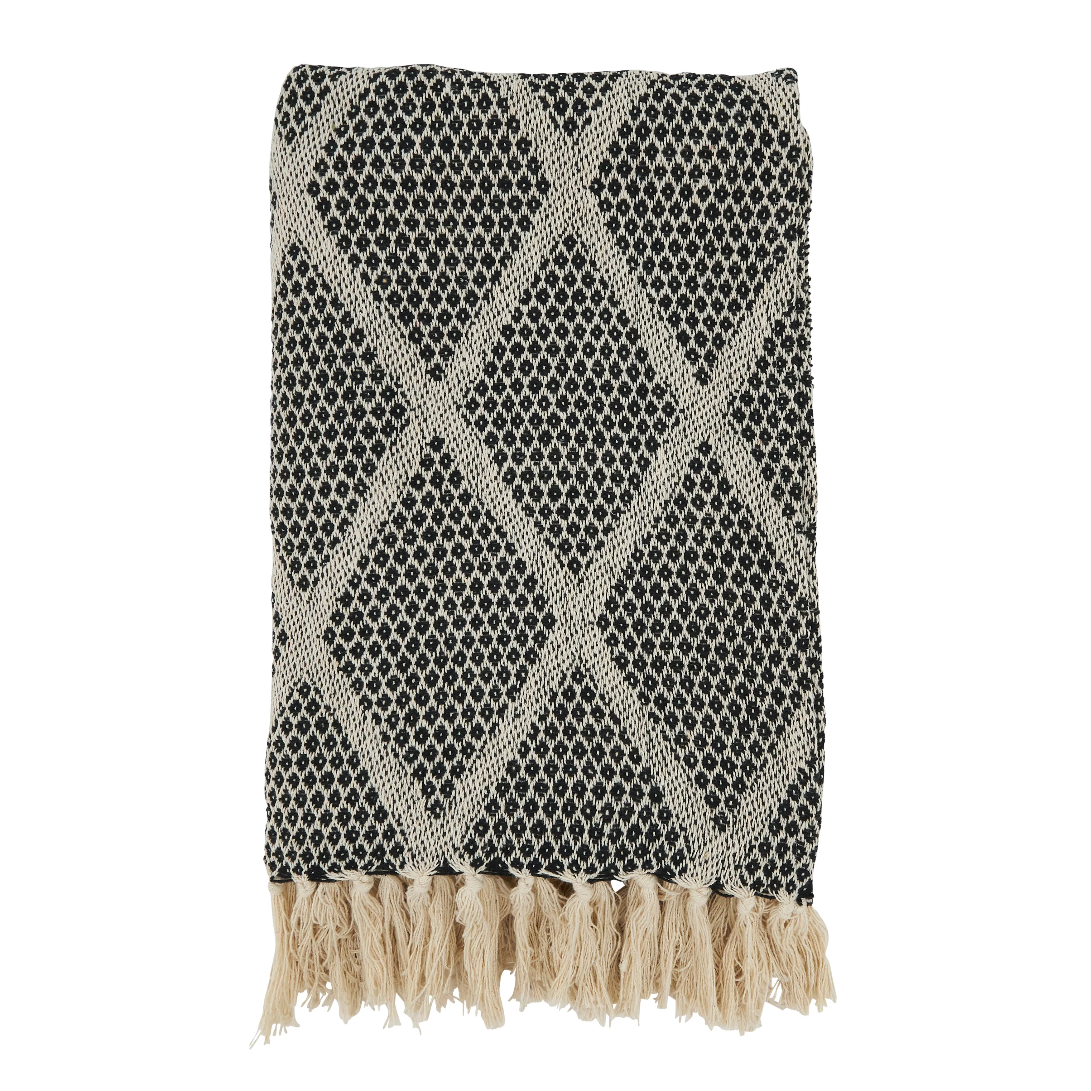 Diamond-Patterned Knit Fringed Throw Blanket