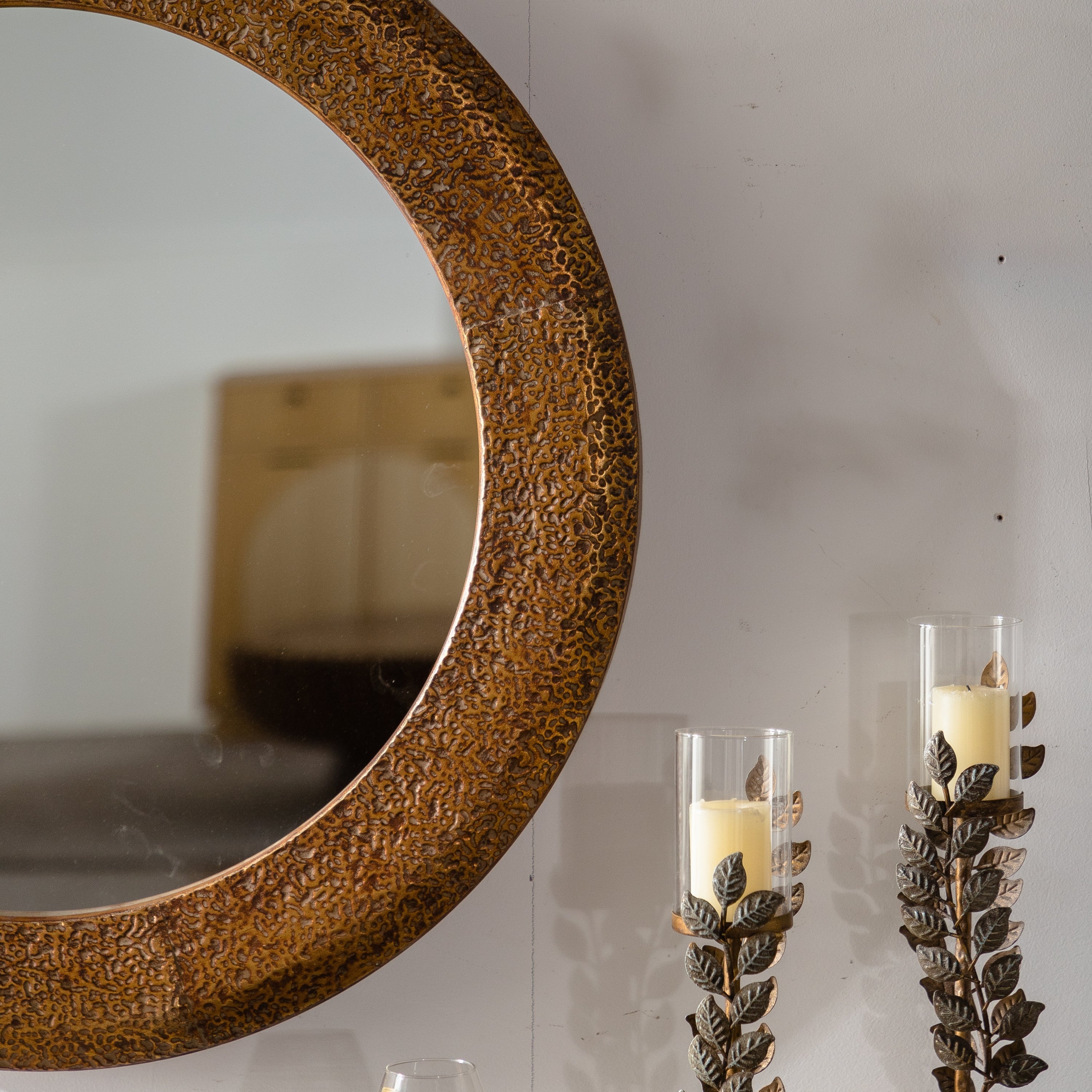 31.3" Hammered Gold Round Wall Mirror - Image 6