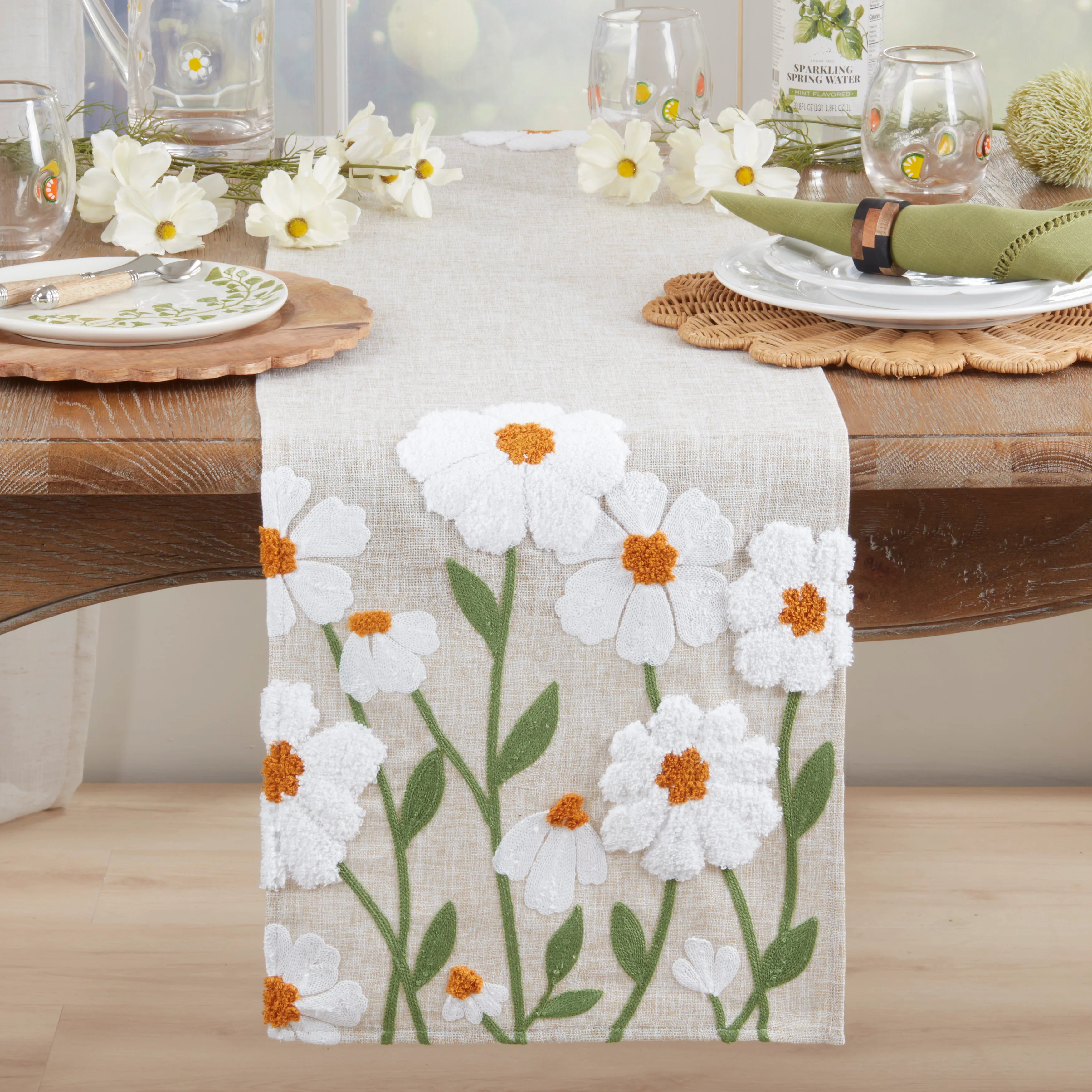 Embroidered Daisy Floral Table Runner - Image 3