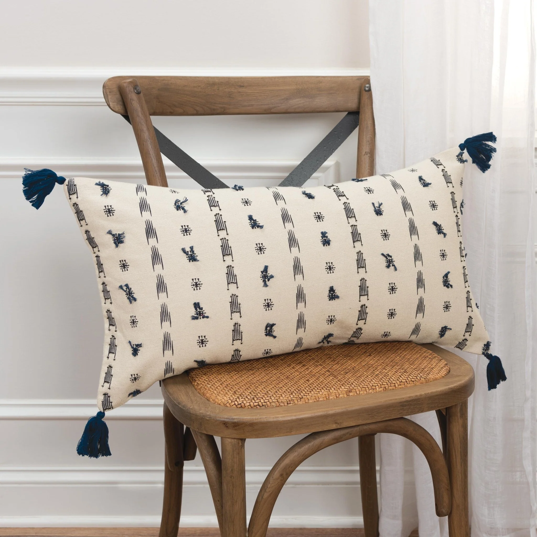 Geometric Print Knife Edge 100% Cotton Poly Filled Decorative Throw Pillow - Image 16