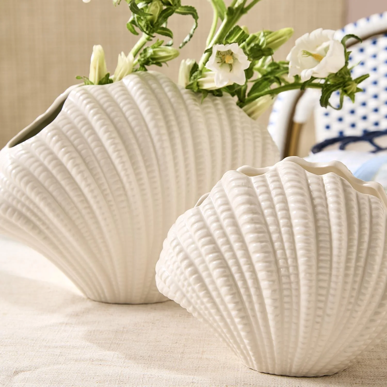 High Gloss White Shell Vases, Set of 2 - Image 2