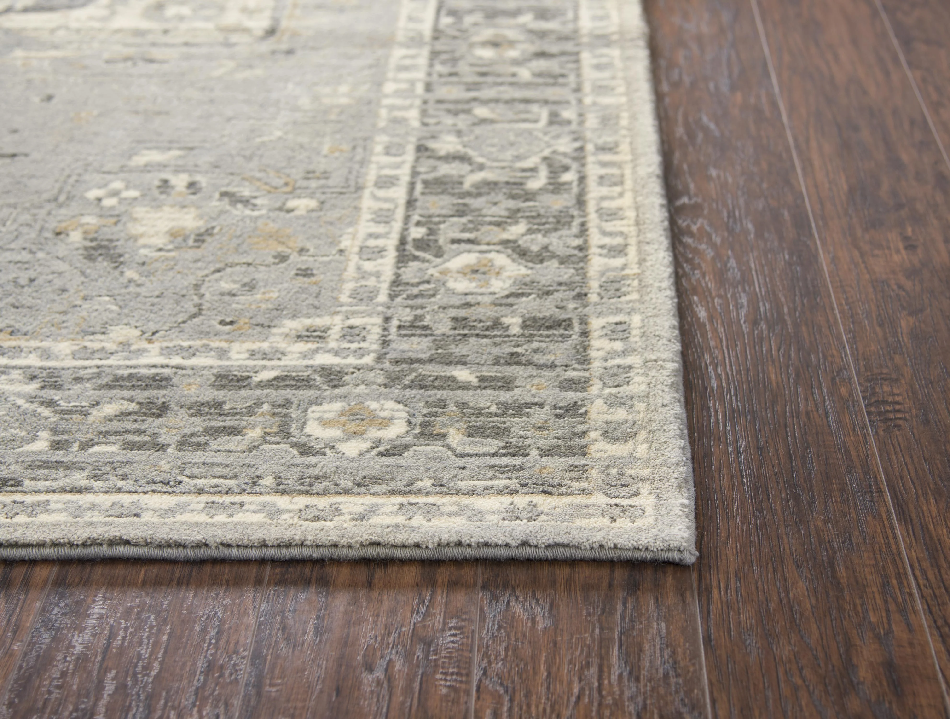 Hybrid 100% New Zealand Wool Medallion/Distress Rug - Image 5