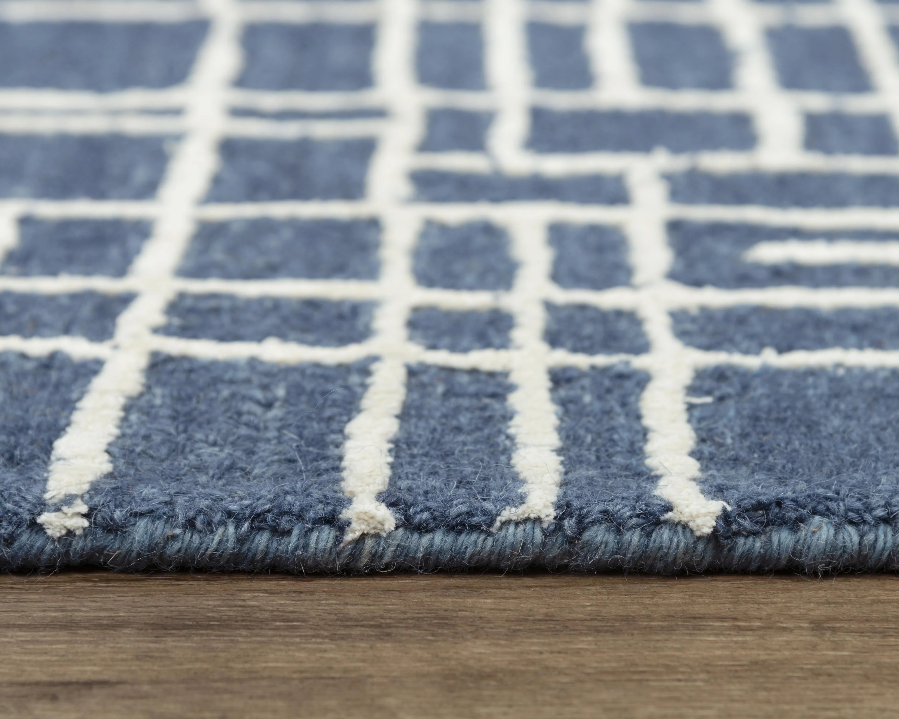 Jazz Hand Tufted Geometric Area Rug - Image 7