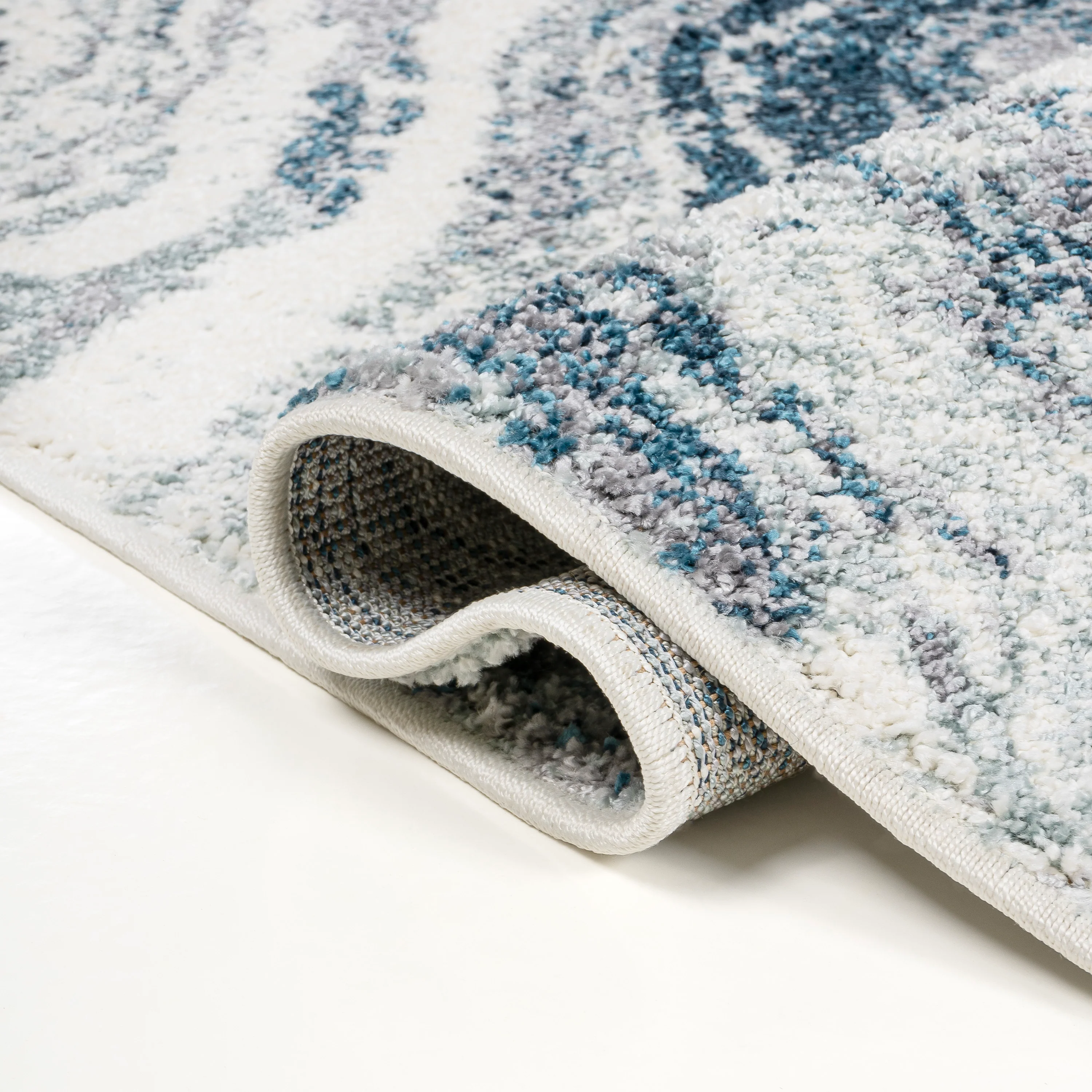 Kassia Contemporary Glam Abstract Marble Area Rug - Image 3