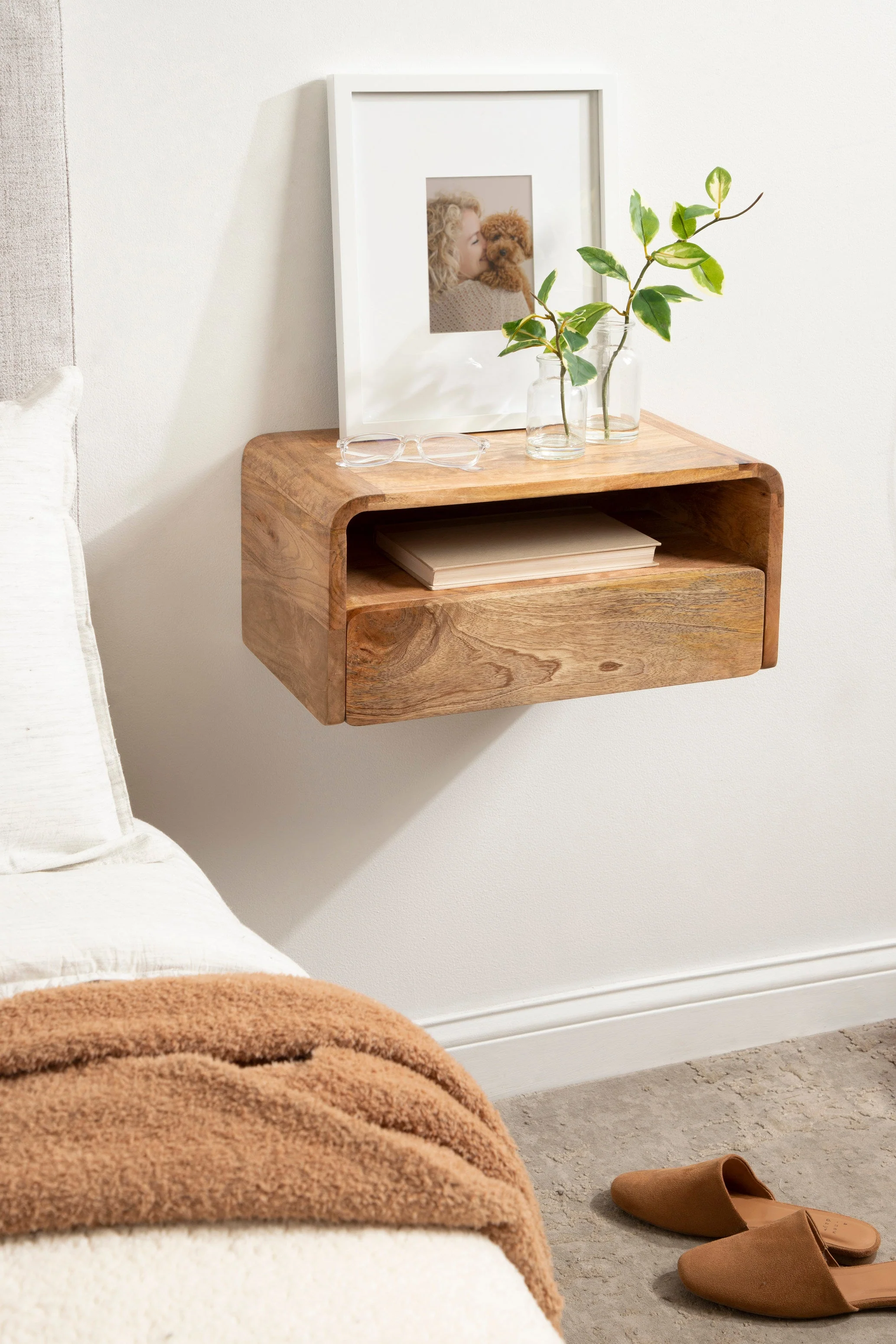Kato Floating Side Table - Image 26