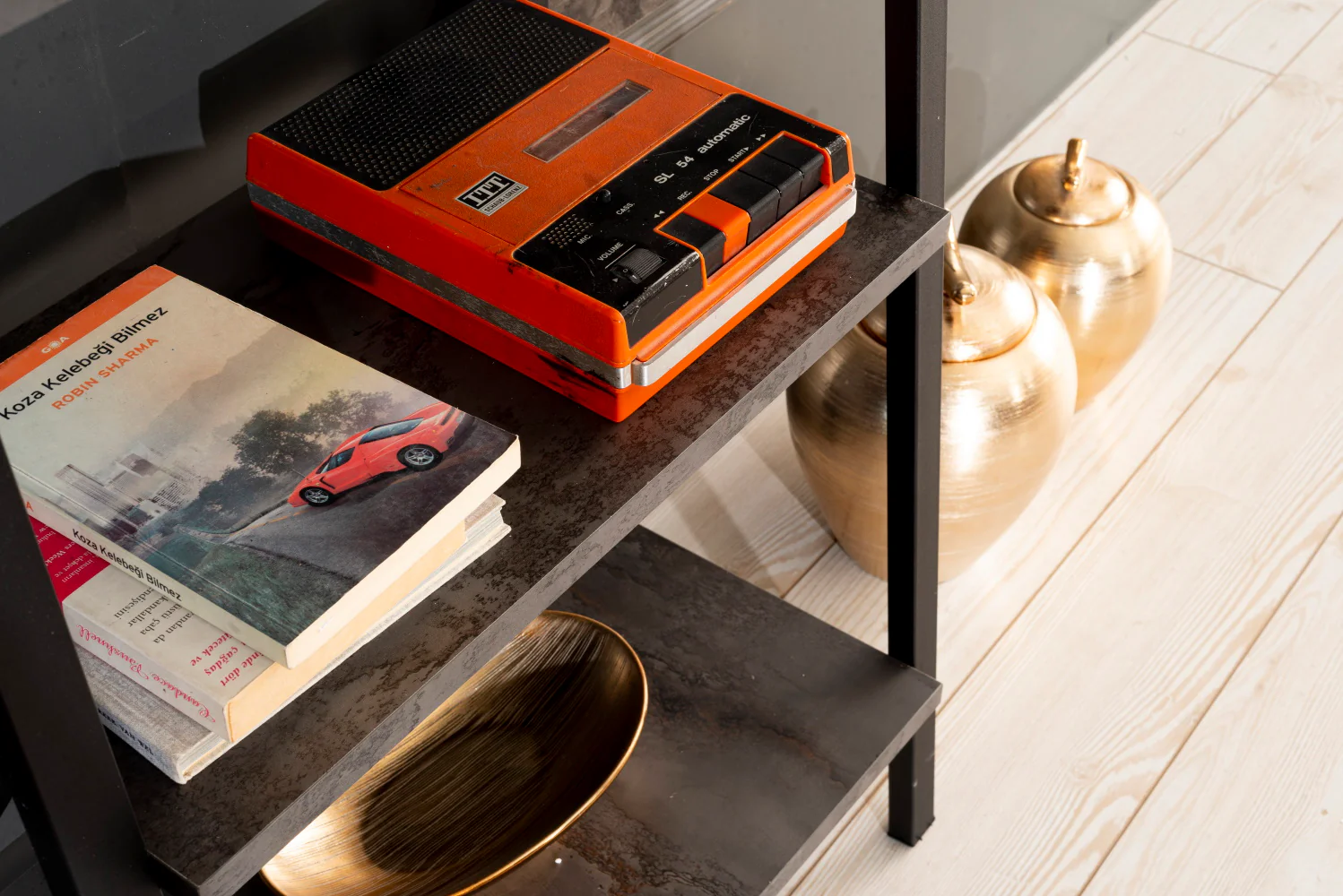 Leon 5 Tier Modern Ladder Bookshelf - Image 6