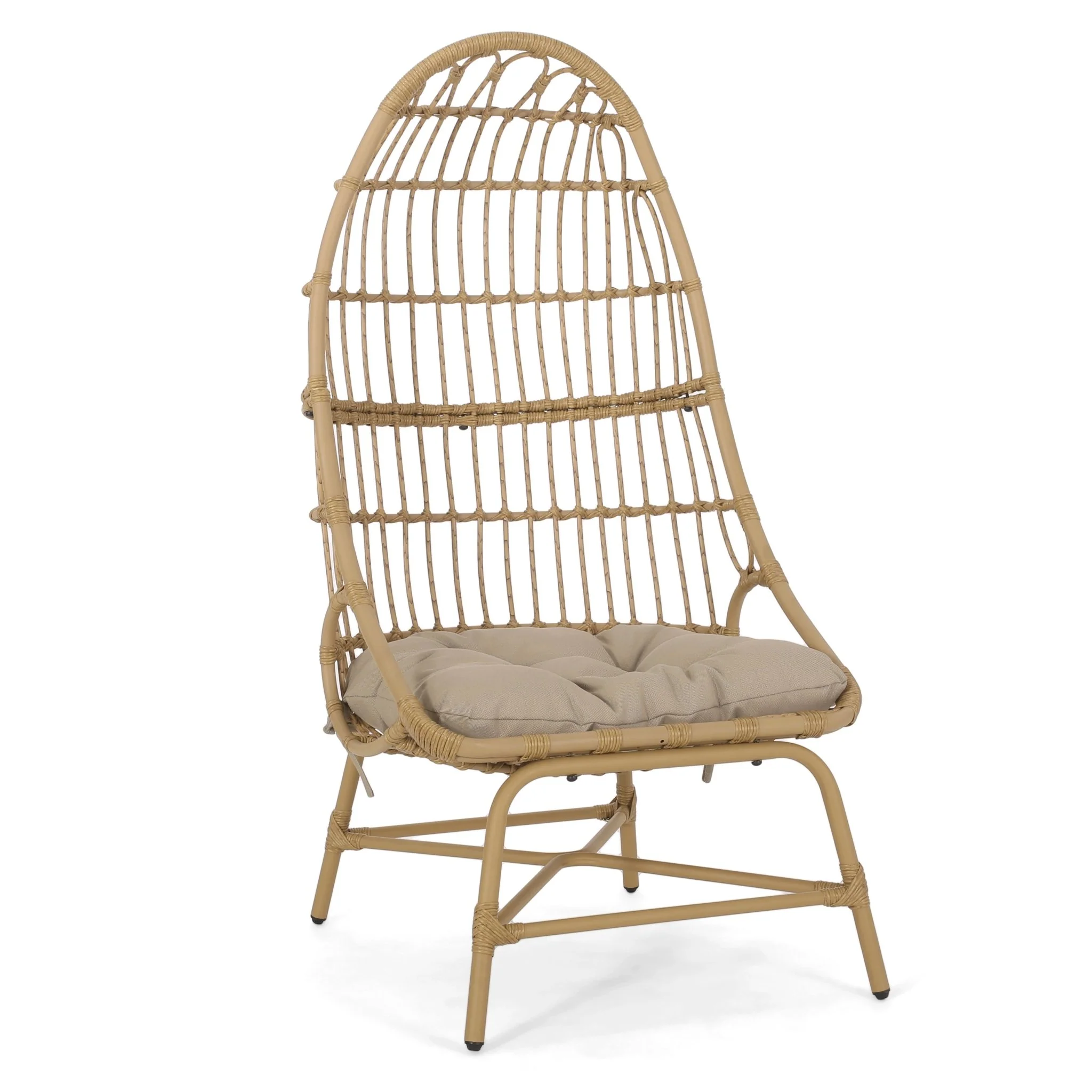Outdoor Accent Chair with Basket Shape