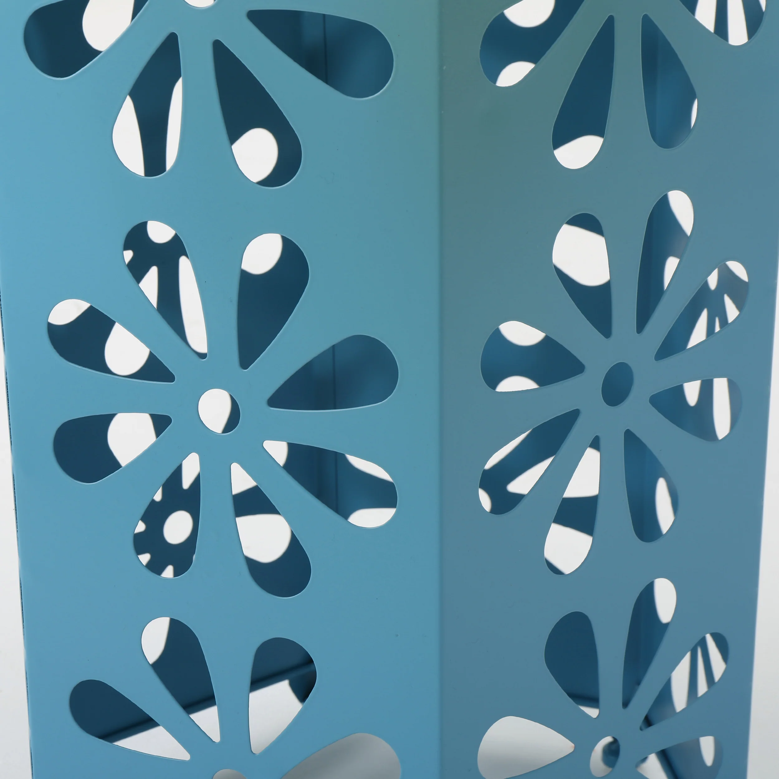 Outdoor Side Table with Floral Pattern and Iron Frame - Image 6