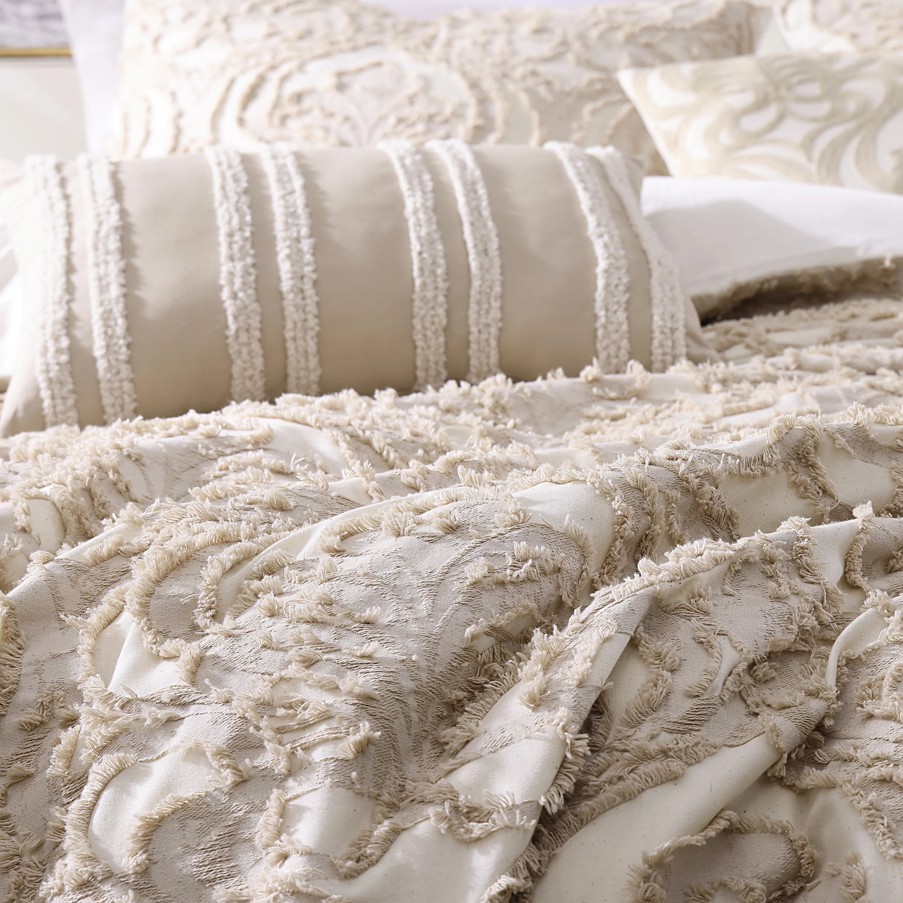 Rhapsody 6 Piece Comforter Cover Set - Image 3