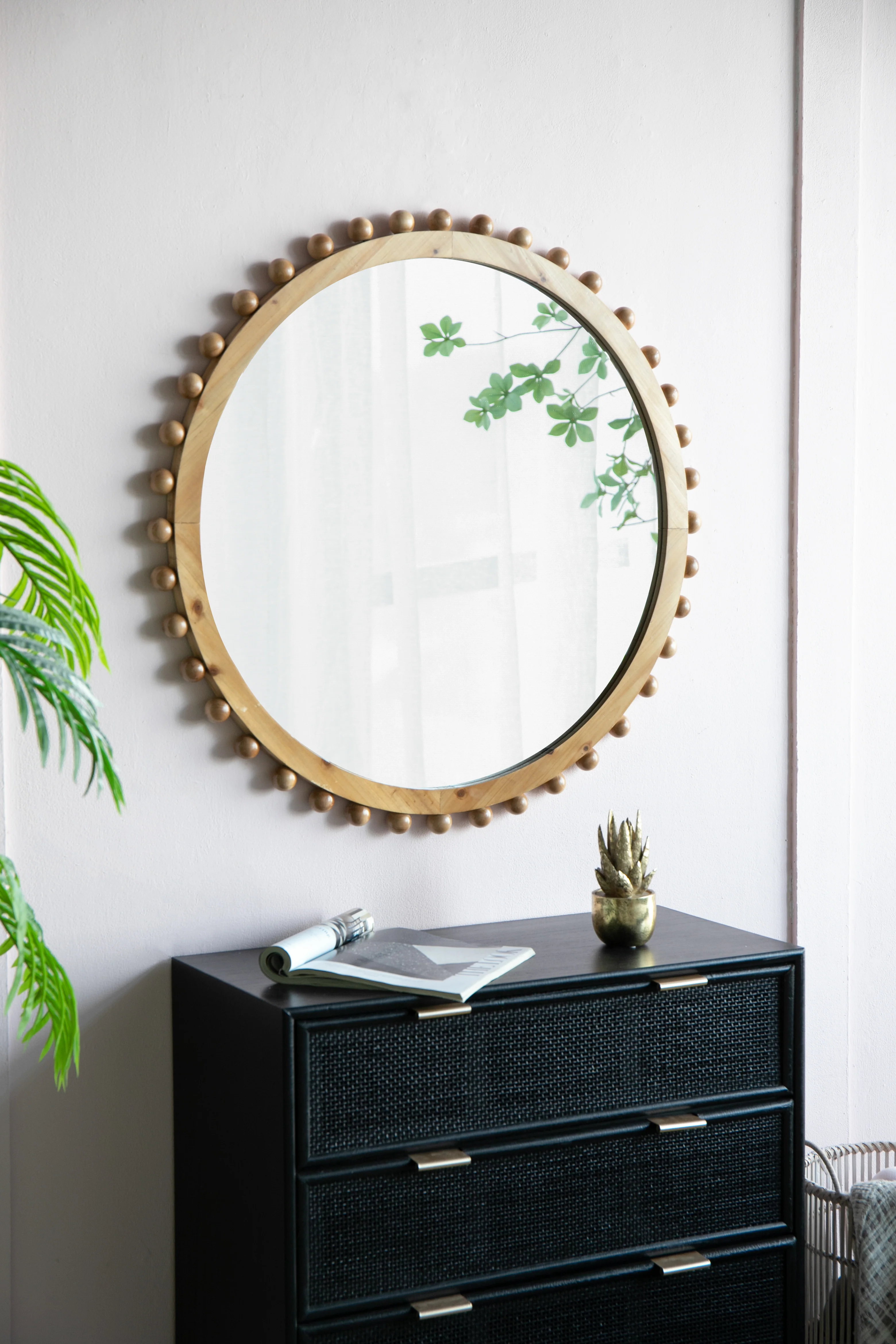 Round Wall Mirror with Beaded Wooden Frame - Image 8