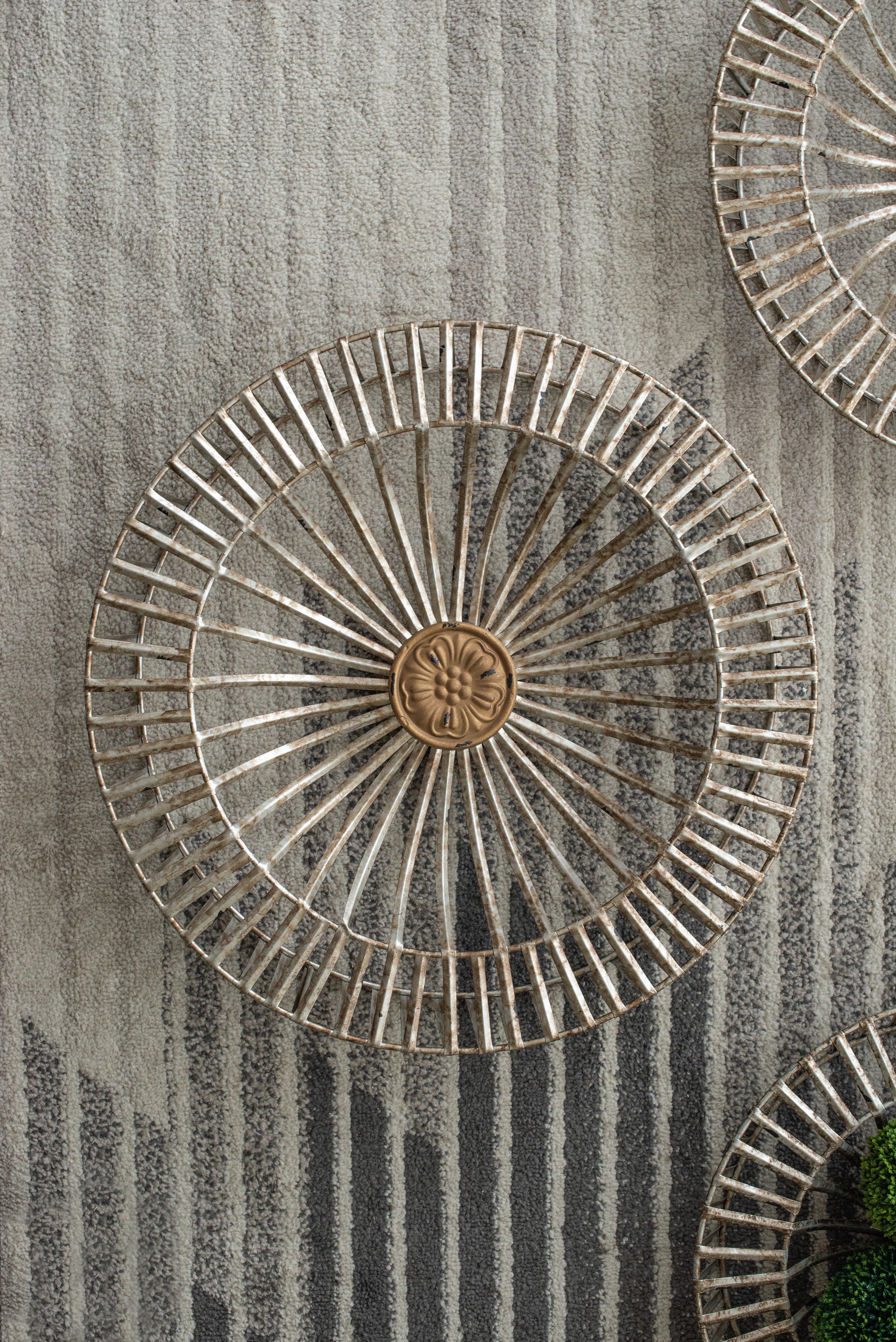 Set of 3 Jennings Metal Discs, Wall Decor - Image 13