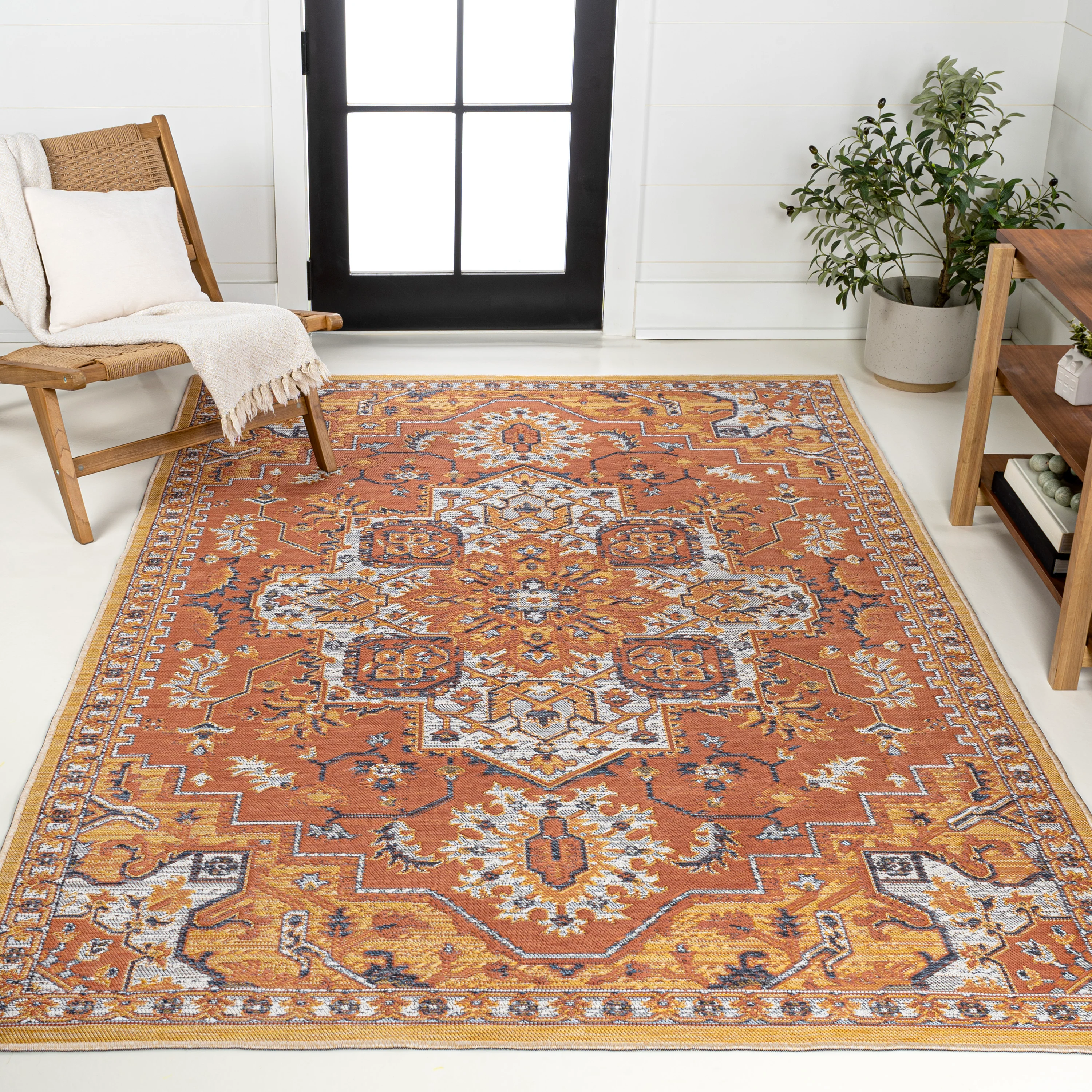 Bijan Traditional Vintage Medallion Reversible Machine-Washable Indoor/Outdoor Runner Rug - Image 4