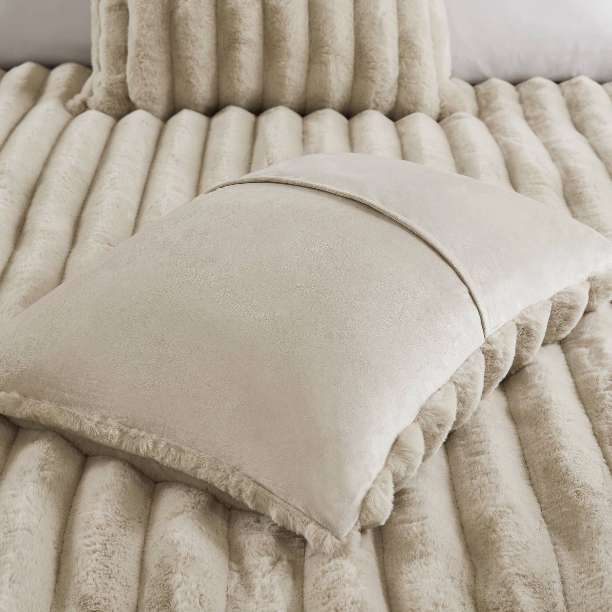 Ultrasoft Faux Fur Ribbed Comforter Set - Image 27