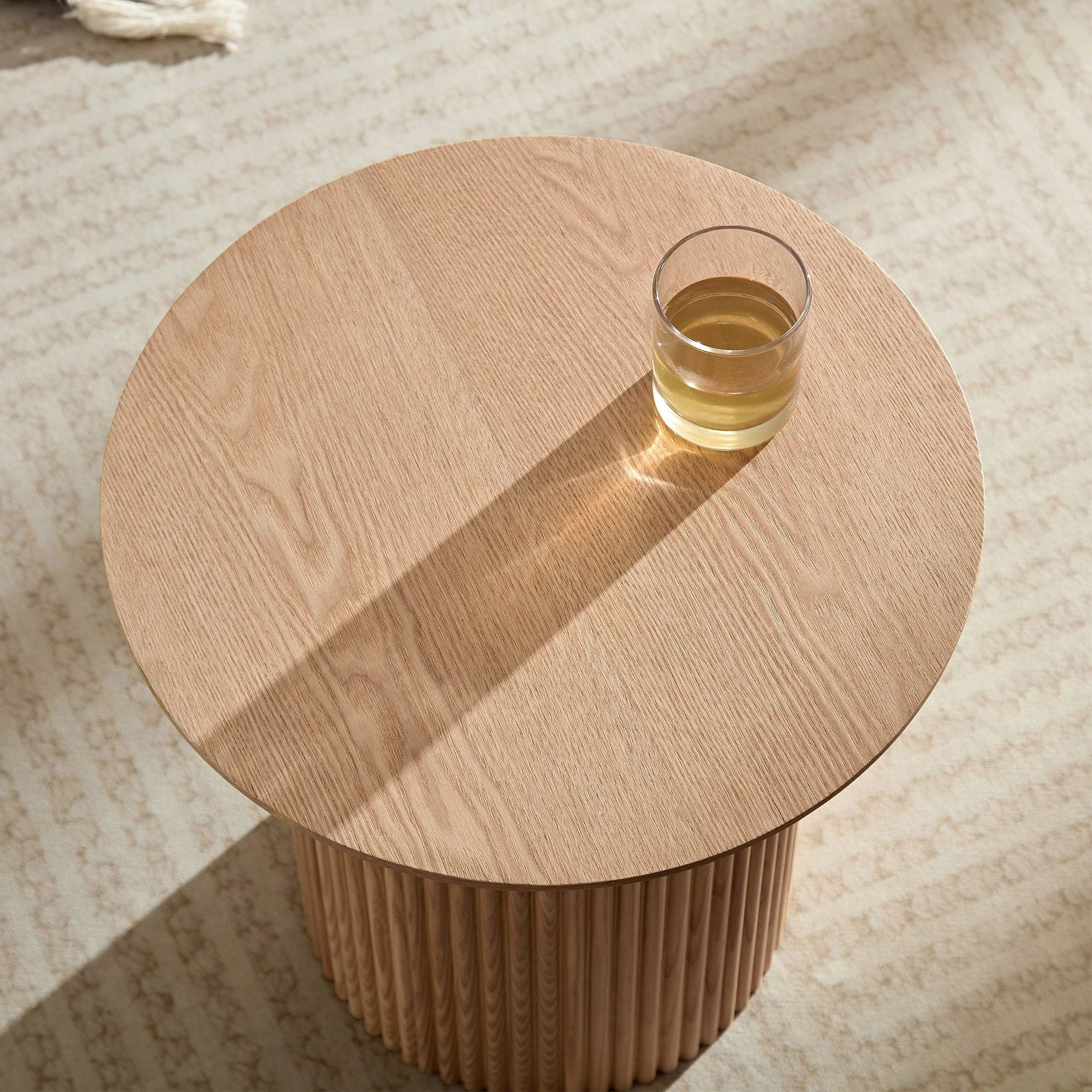 Volet 17.71" Round Side Table with Wave Pattern Base - Image 3