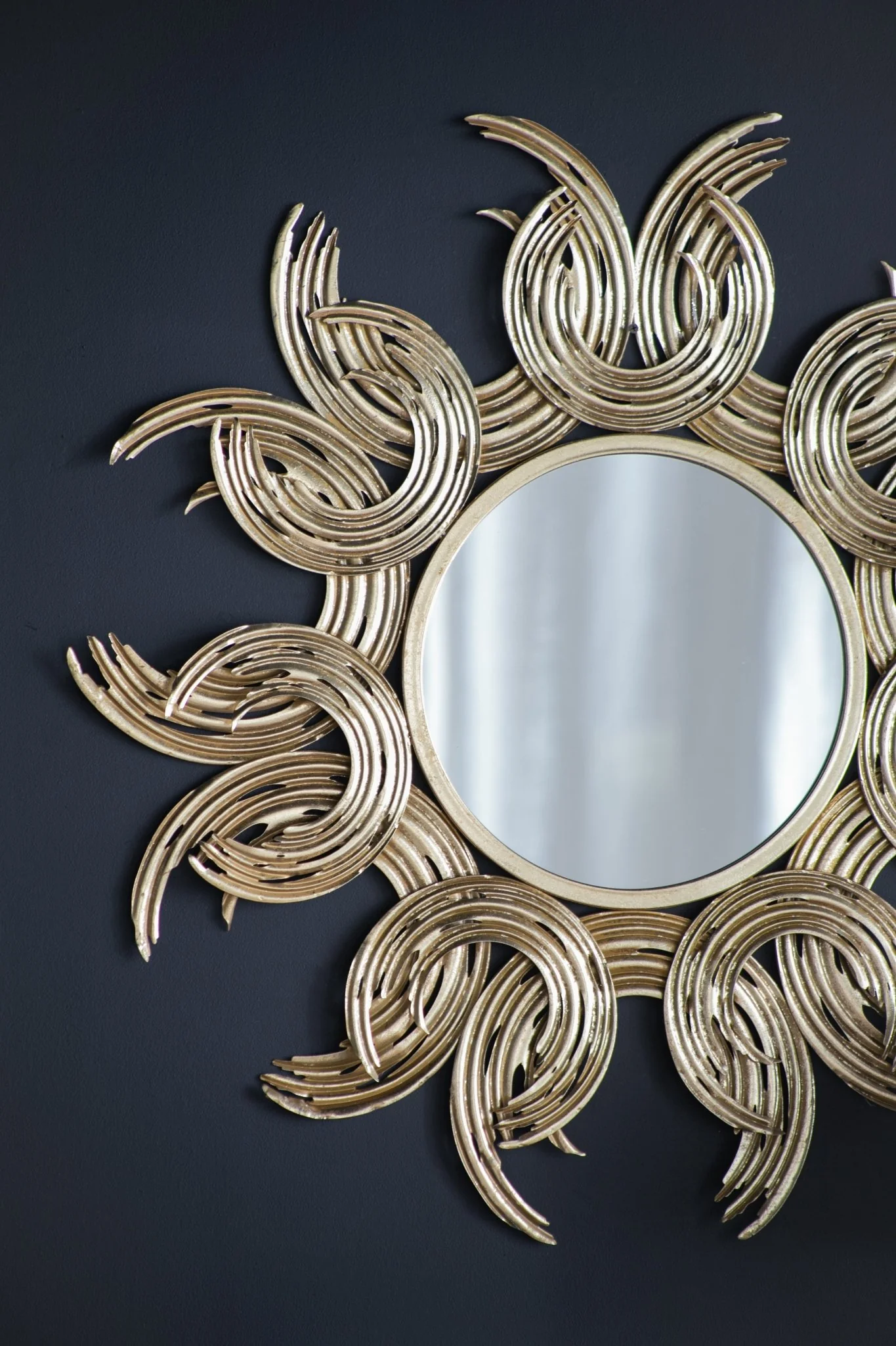 Wall Mirror with Sunburst Design and Metal Frame - Image 8