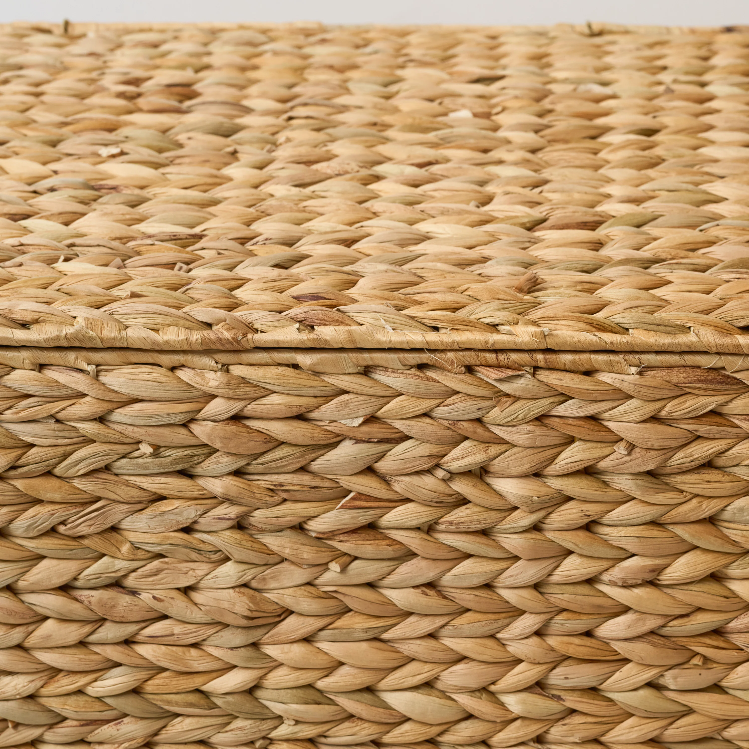 Water Hyacinth Rectangular Brown Storage Trunk - Image 7