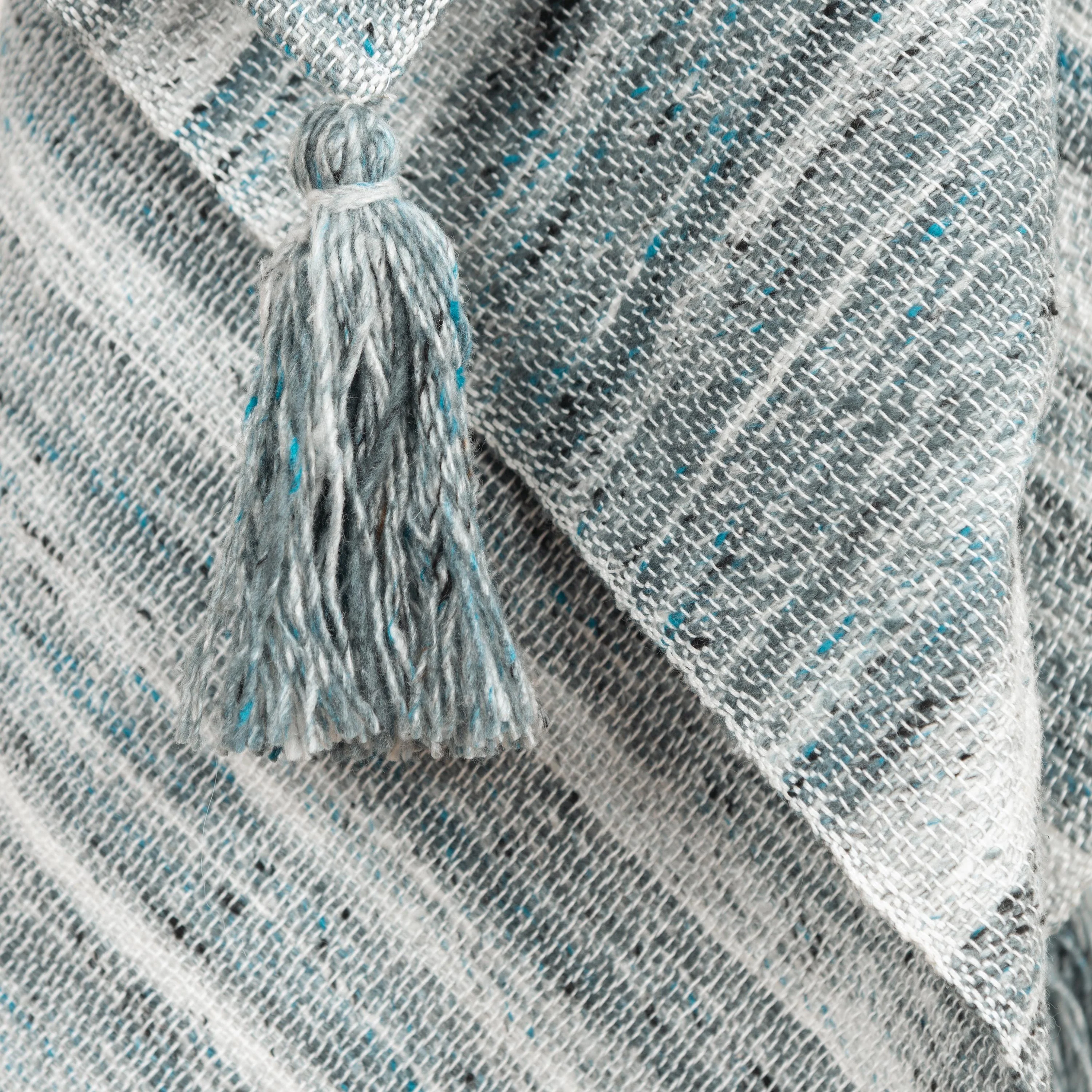 Woven Abstract Tassel Throw - Image 4