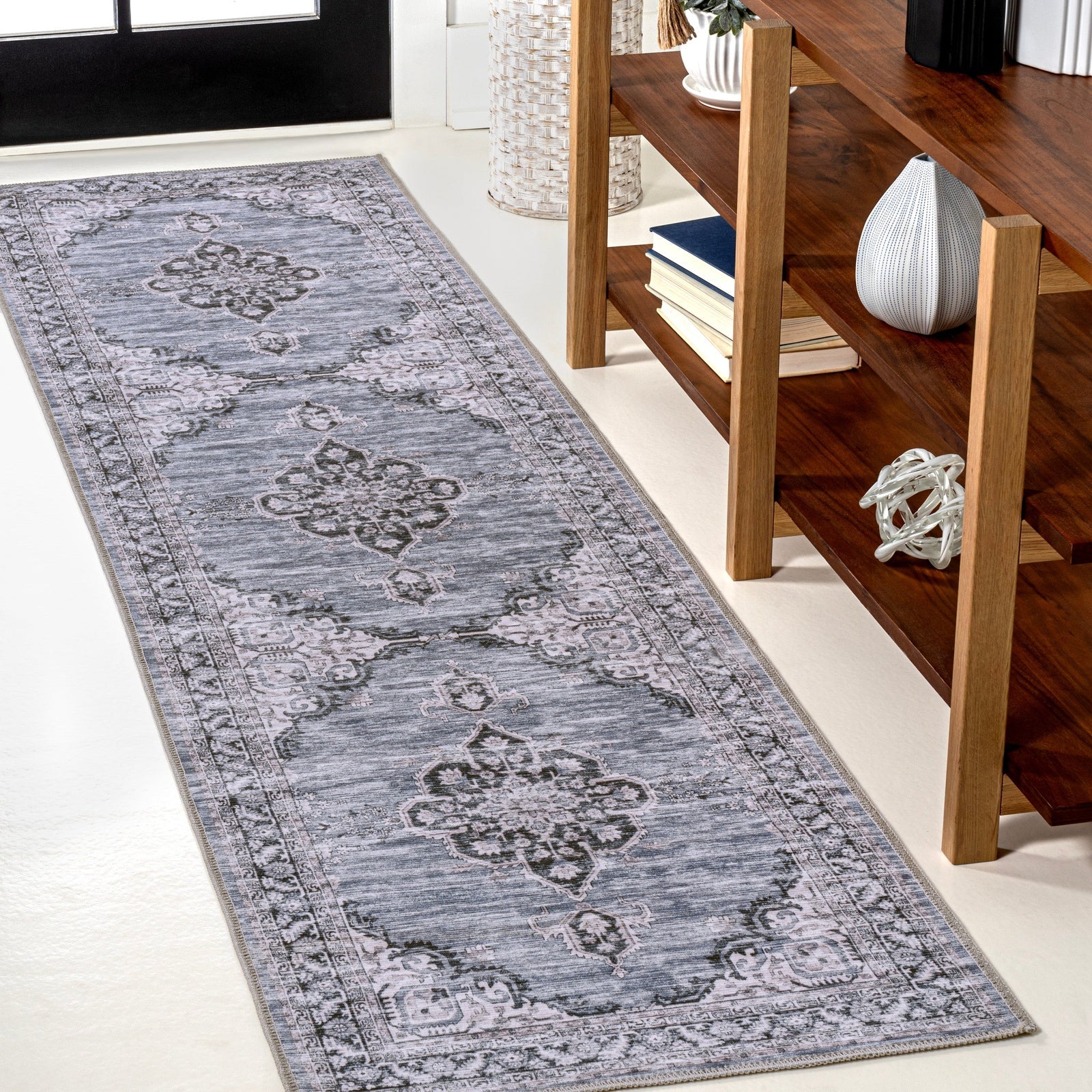 Wincer Chenille Cottage Medallion Machine-Washable Area Rug - Image 9